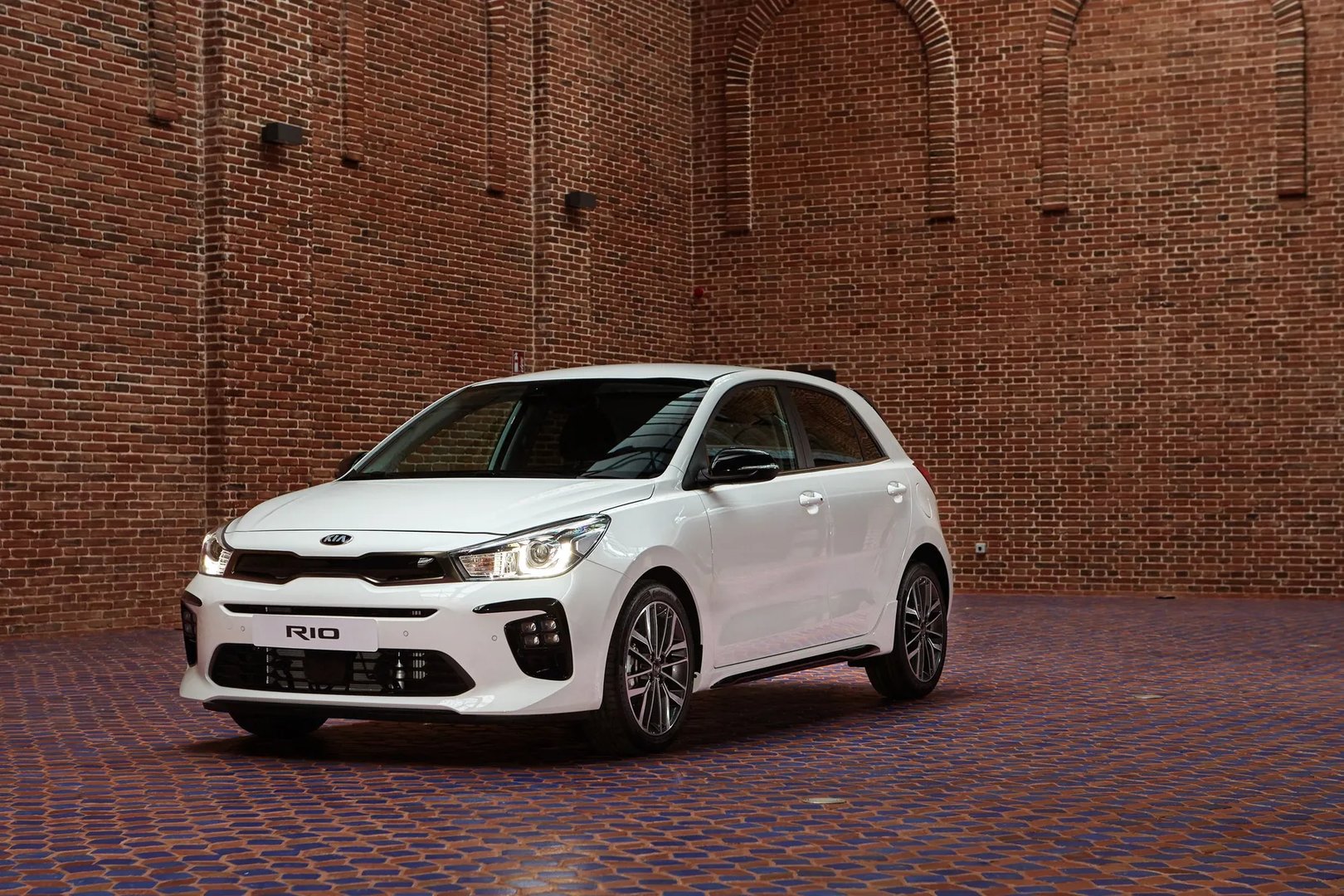Kia_Rio_4_generation_restyling_1__Mini_5-doors__13.jpg