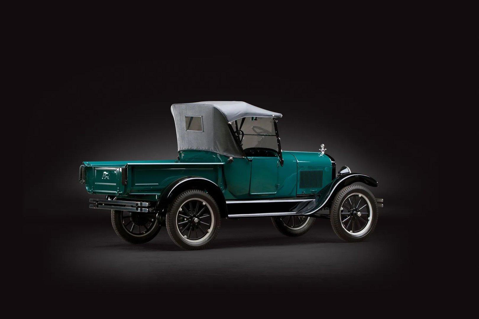 Ford_Model_T_1_generation__Pickup__6.jpg