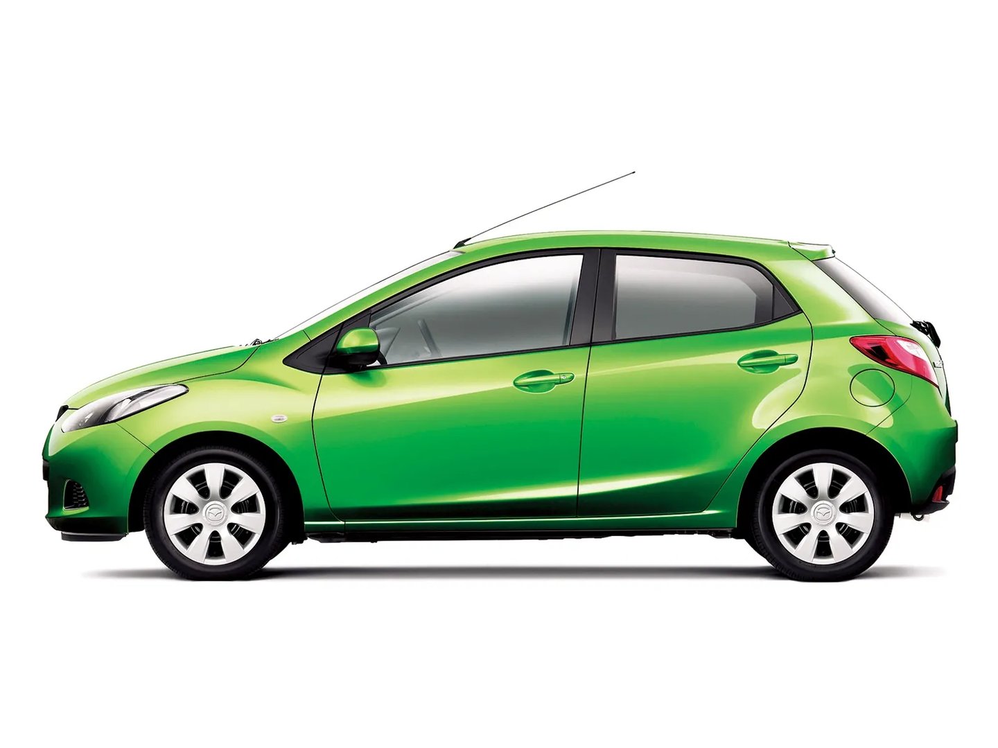 Mazda_Demio_3_generation__Mini_5-doors__1.jpg