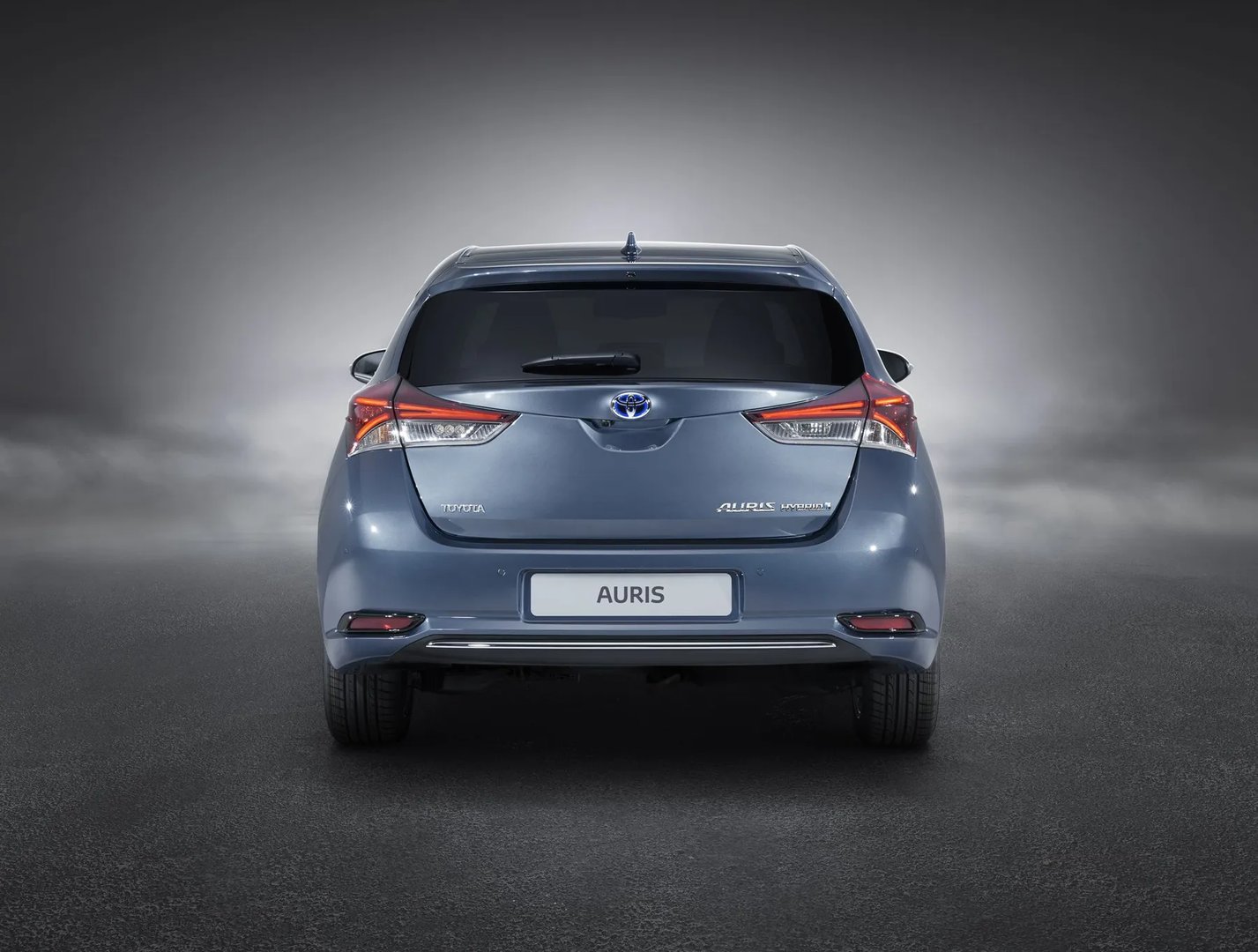 Toyota_Auris_2_generation_restyling__Hatchback_5-door__5.jpg