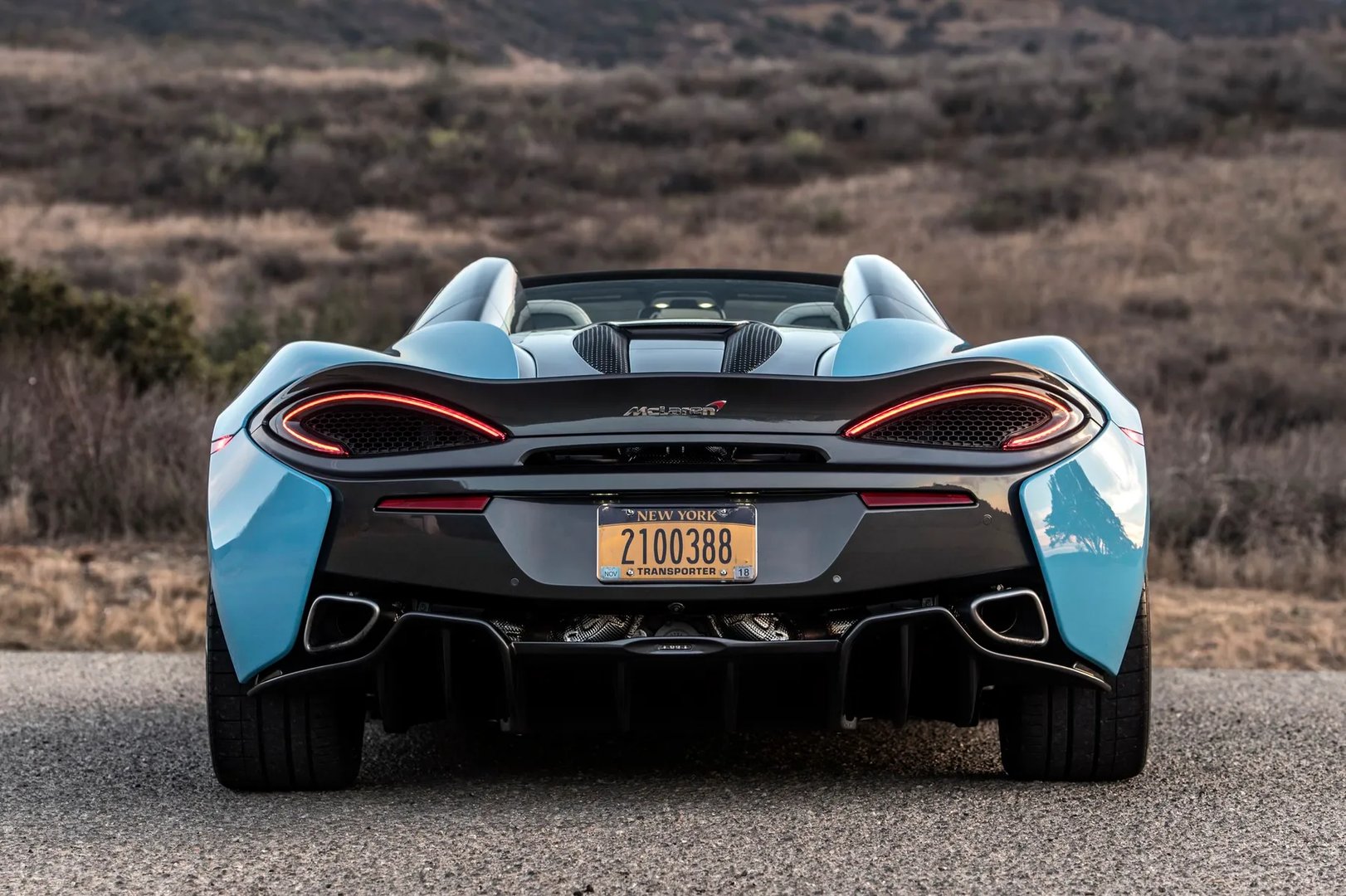 McLaren_570S_1_generation__Roadster__6.jpg