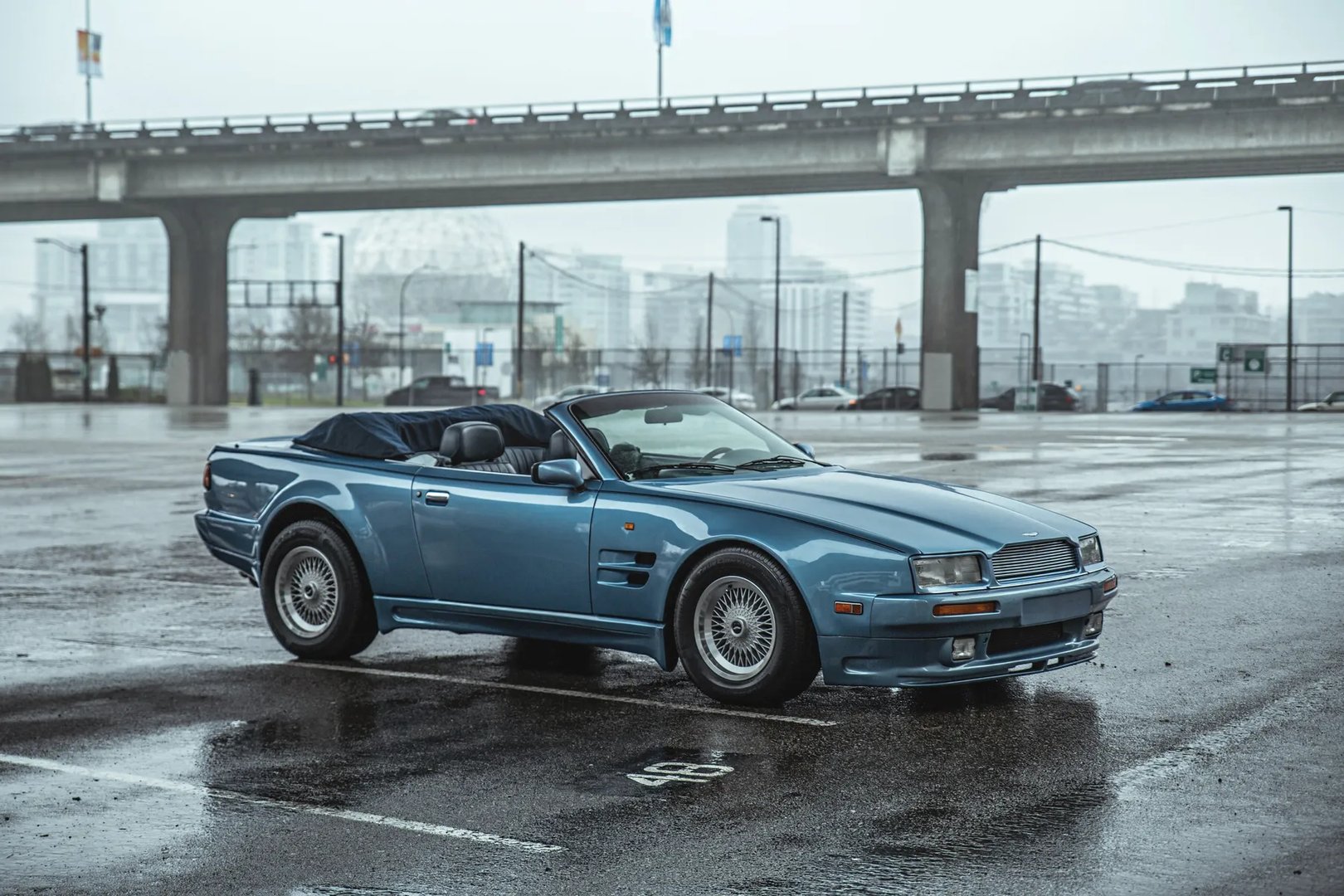 Aston Martin_Virage_1_generation__Cabrio__11.jpg