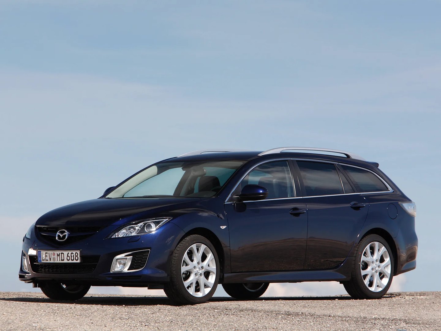 Mazda_6_2_generation__Estate_5-door__1.jpg