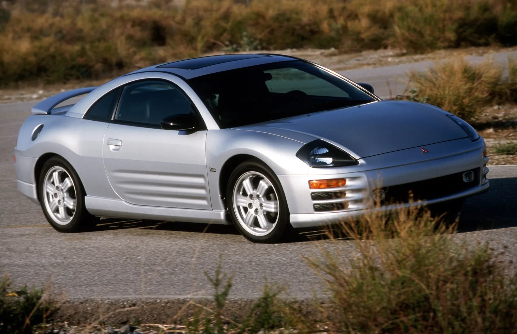 Mitsubishi_Eclipse_3_generation__Coupe__5.jpg