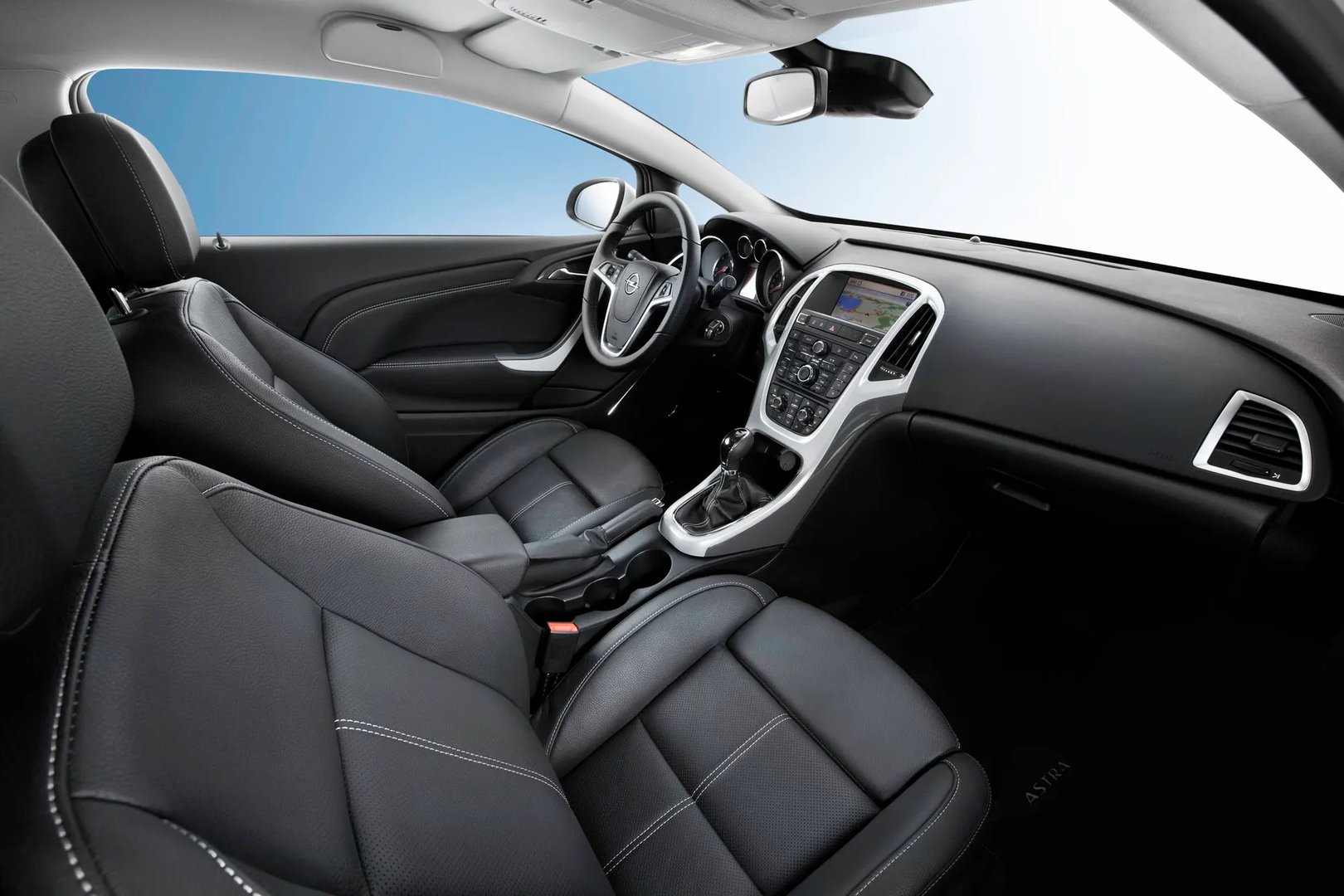 Opel_Astra_4_generation_restyling__Hatchback_3-door__7.jpg