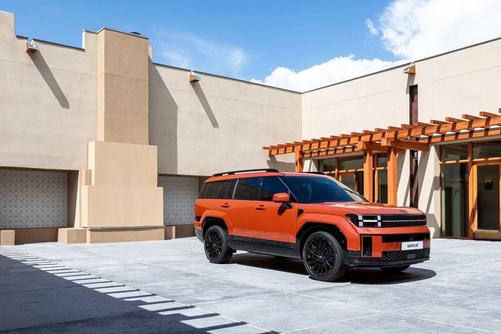 Hyundai_Santa_Fe_5_generation__SUV_5-doors__7.jpg
