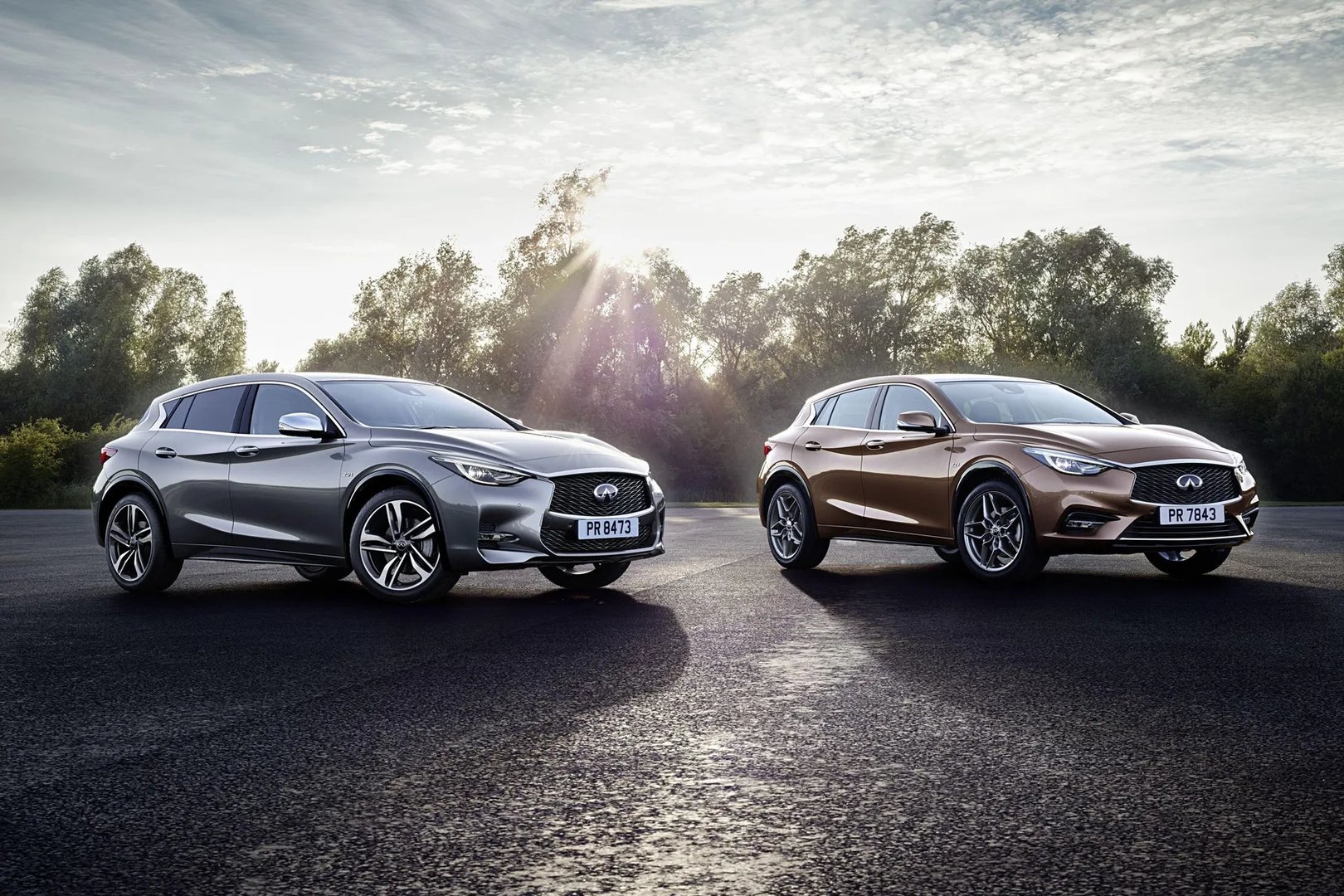 Infiniti_Q30_1_generation__Hatchback_5-door__10.jpg