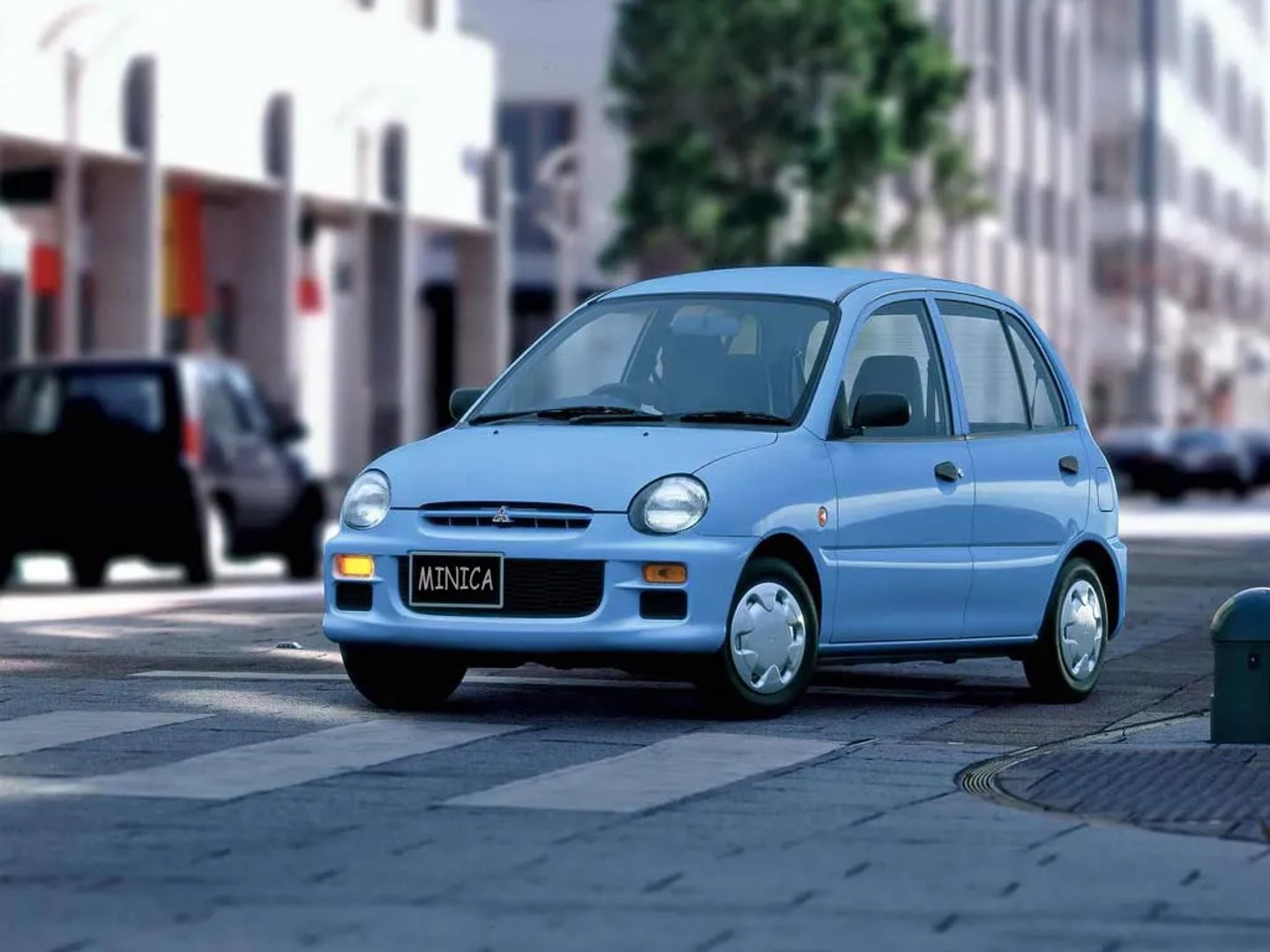 Mitsubishi_Minica_7_generation__Mini_5-doors__1.jpg