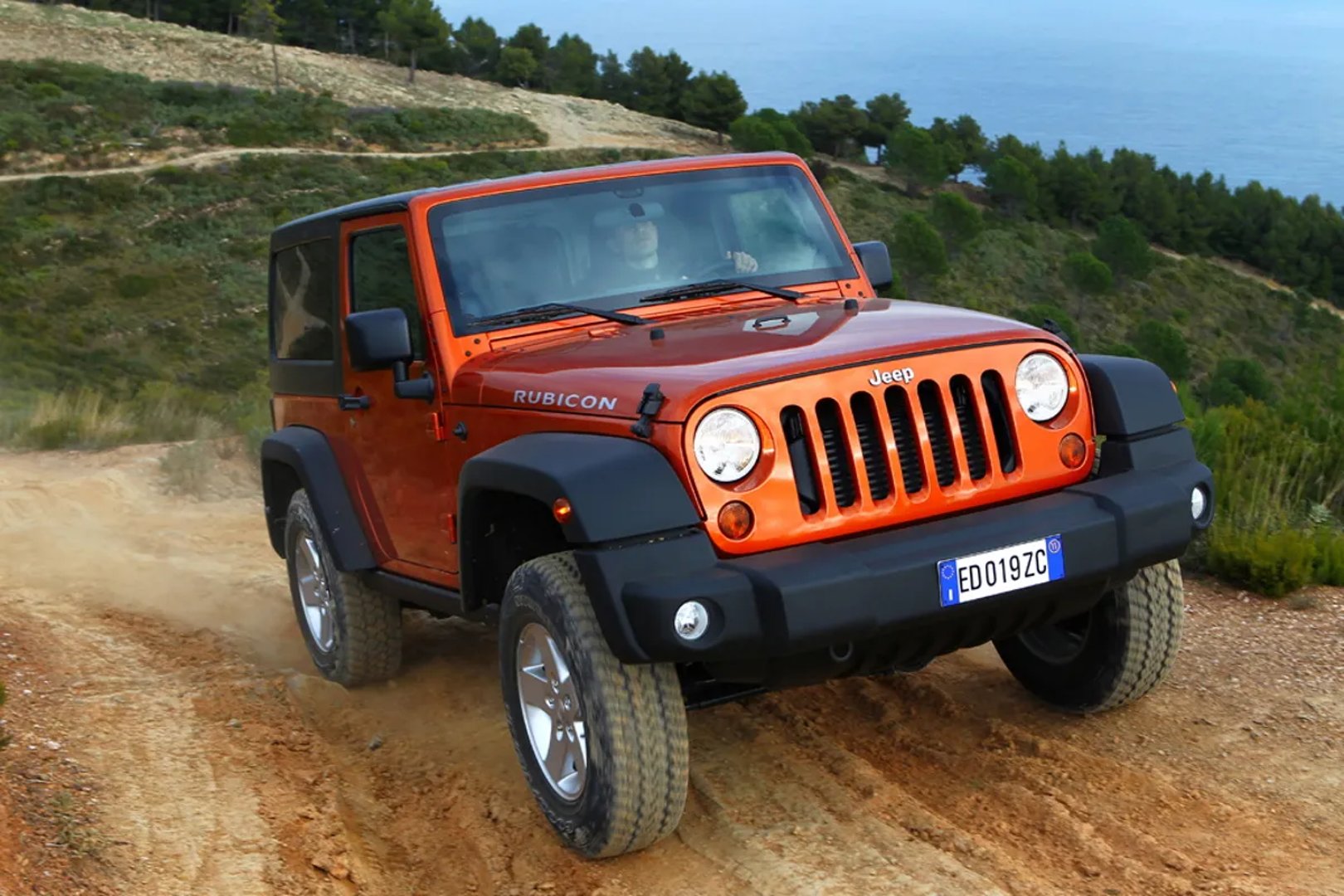 Jeep_Wrangler_3_generation__SUV_3-doors__13.jpg
