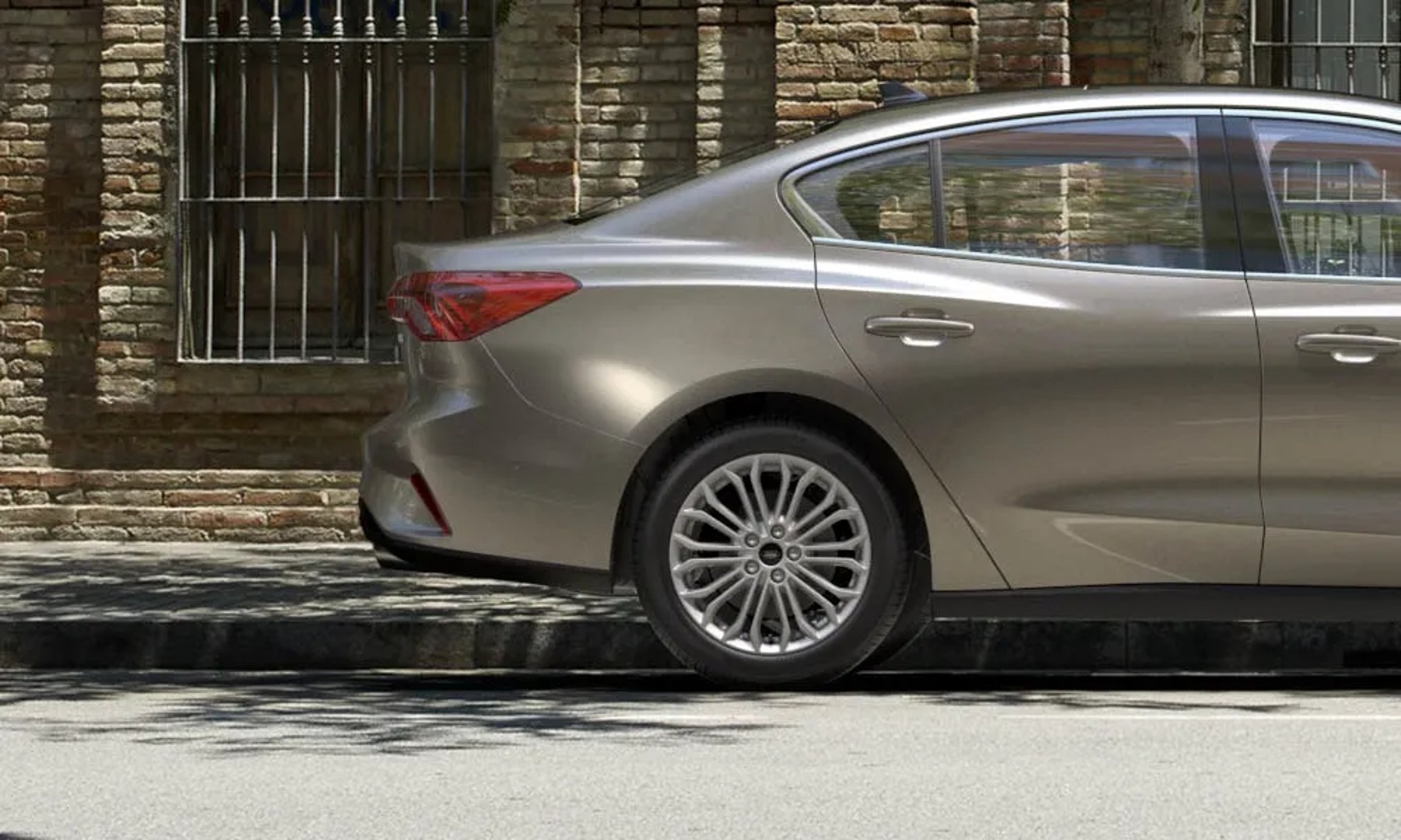 Ford_Focus_4_generation__Sedan__9.jpg