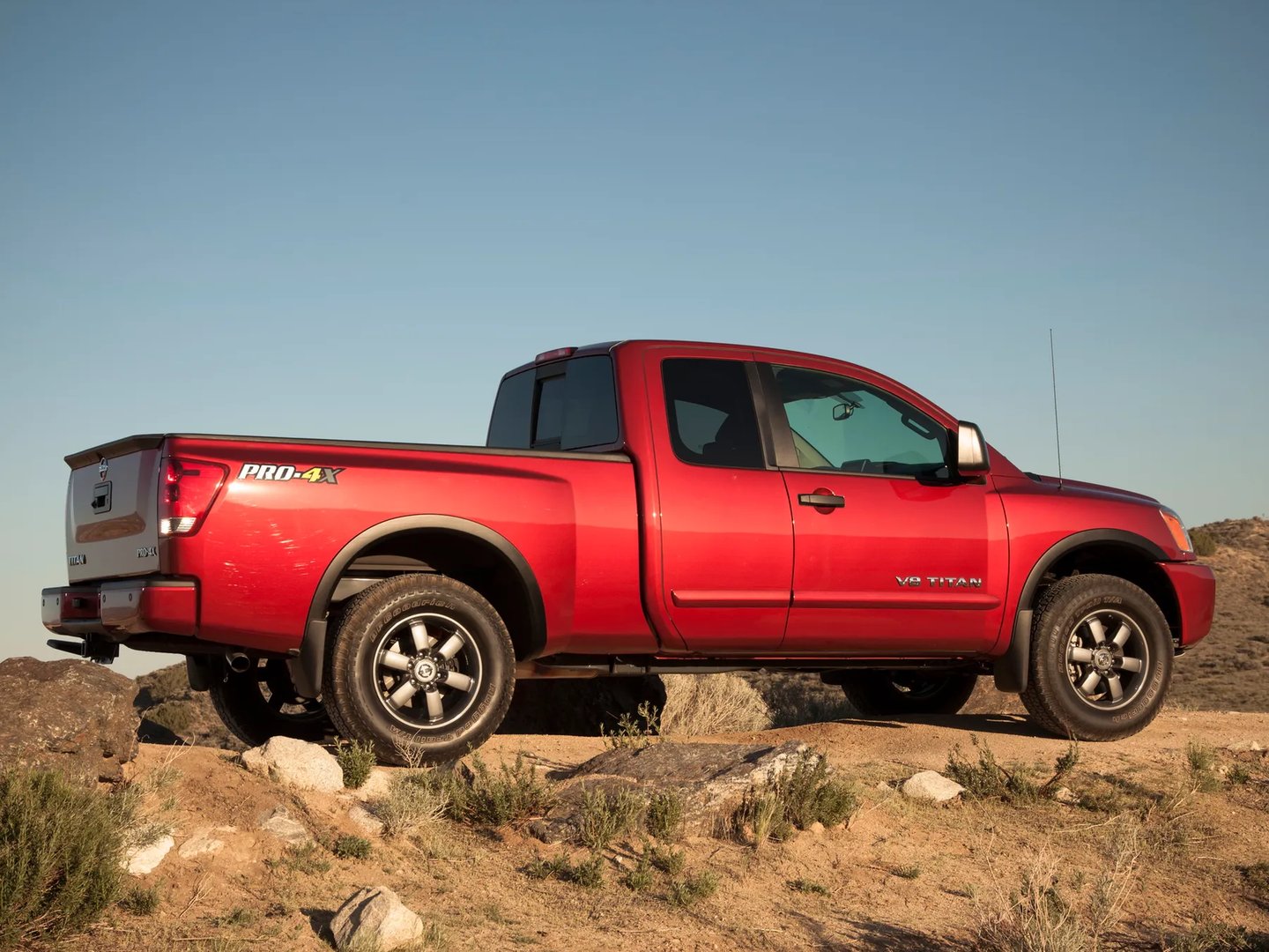Nissan_Titan_1_generation_restyling__Pickup_1.5-cab__2.jpg