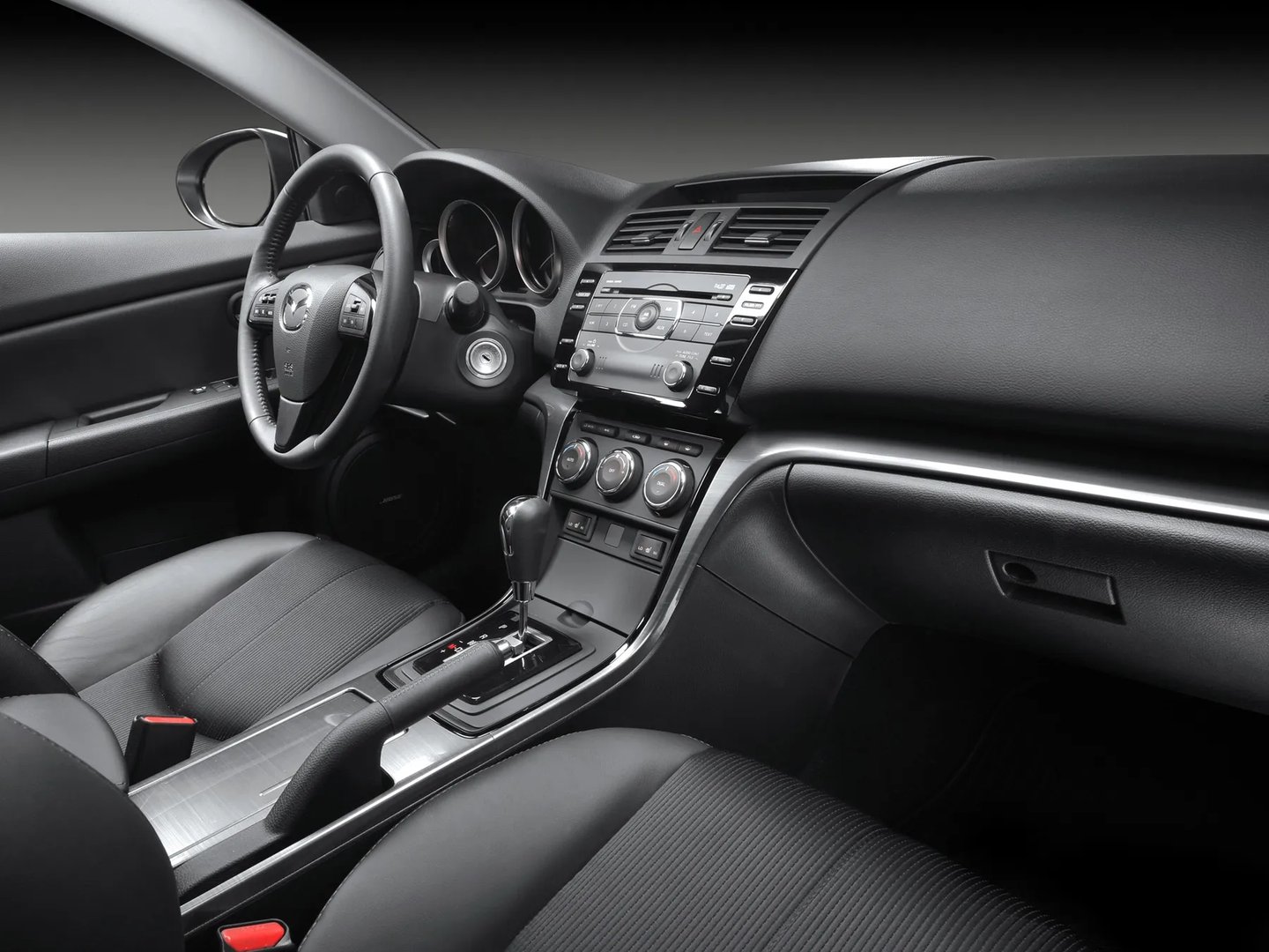 Mazda_6_2_generation_restyling__Sedan__8.jpg