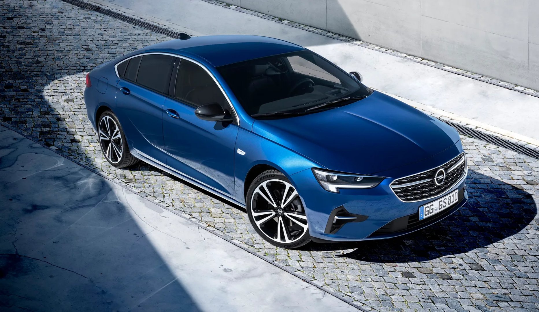 Opel_Insignia_2_generation_restyling_1__Liftback__5.jpg