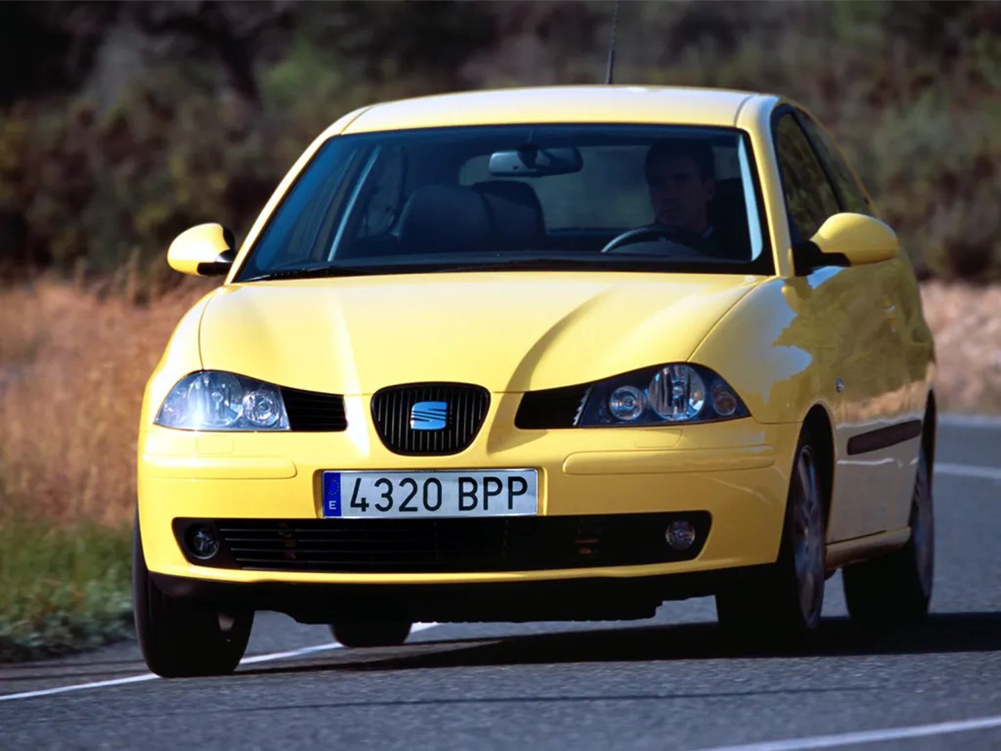 SEAT_Ibiza_3_generation__Mini_3-doors__4.jpg