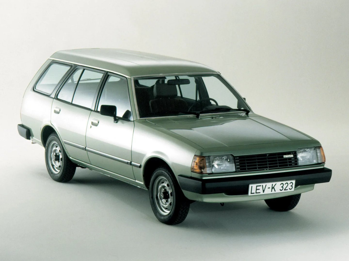 Mazda 323 Lantis 2 generation  Estate 5-door