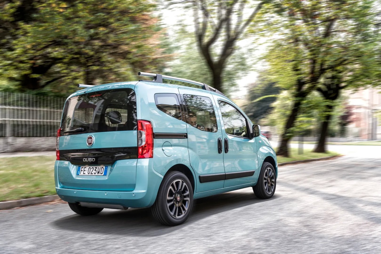 Fiat_Qubo_1_generation_restyling__Compact_Van__2.jpg