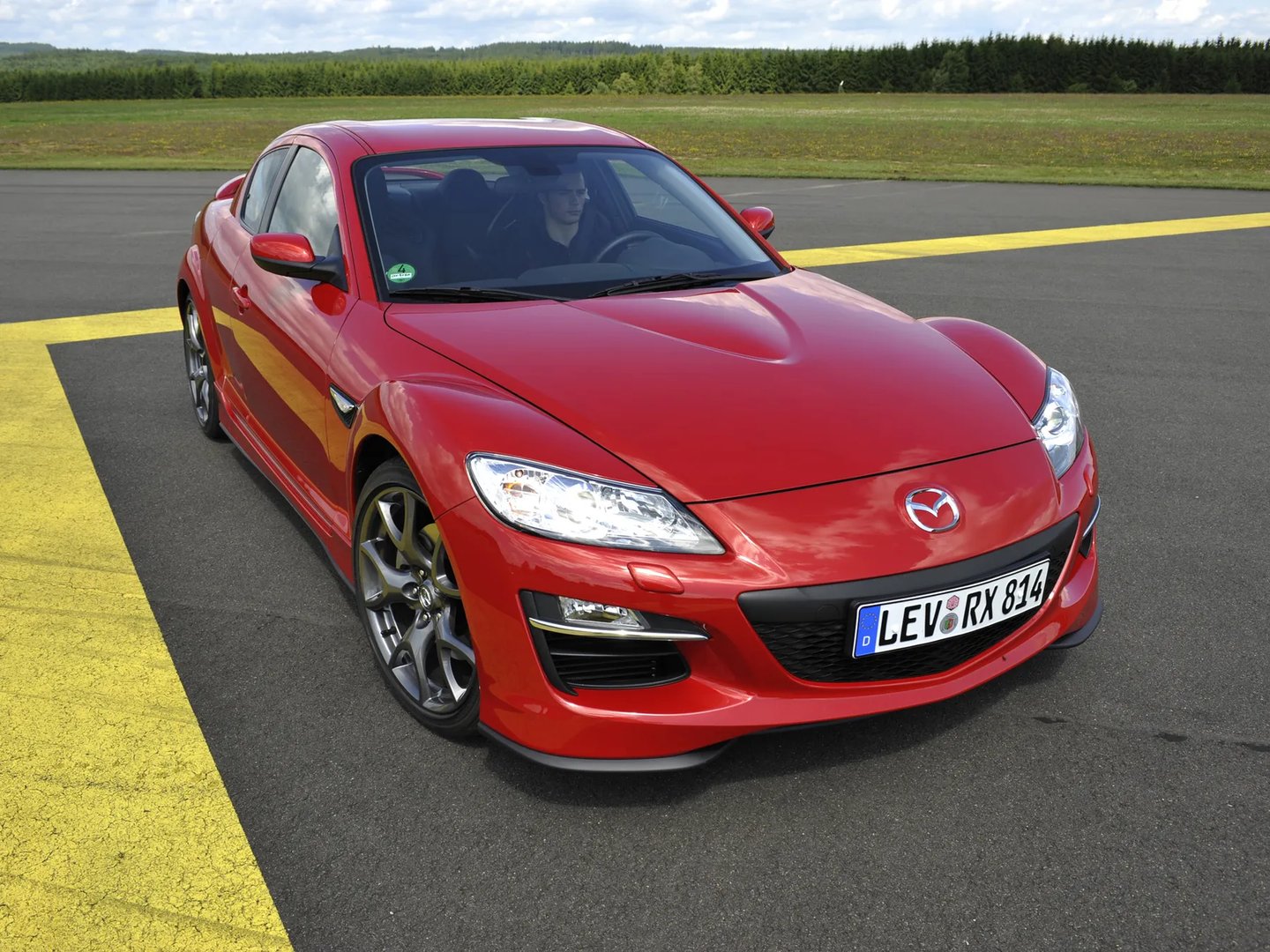 Mazda_RX-8_1_generation_restyling__Coupe__13.jpg
