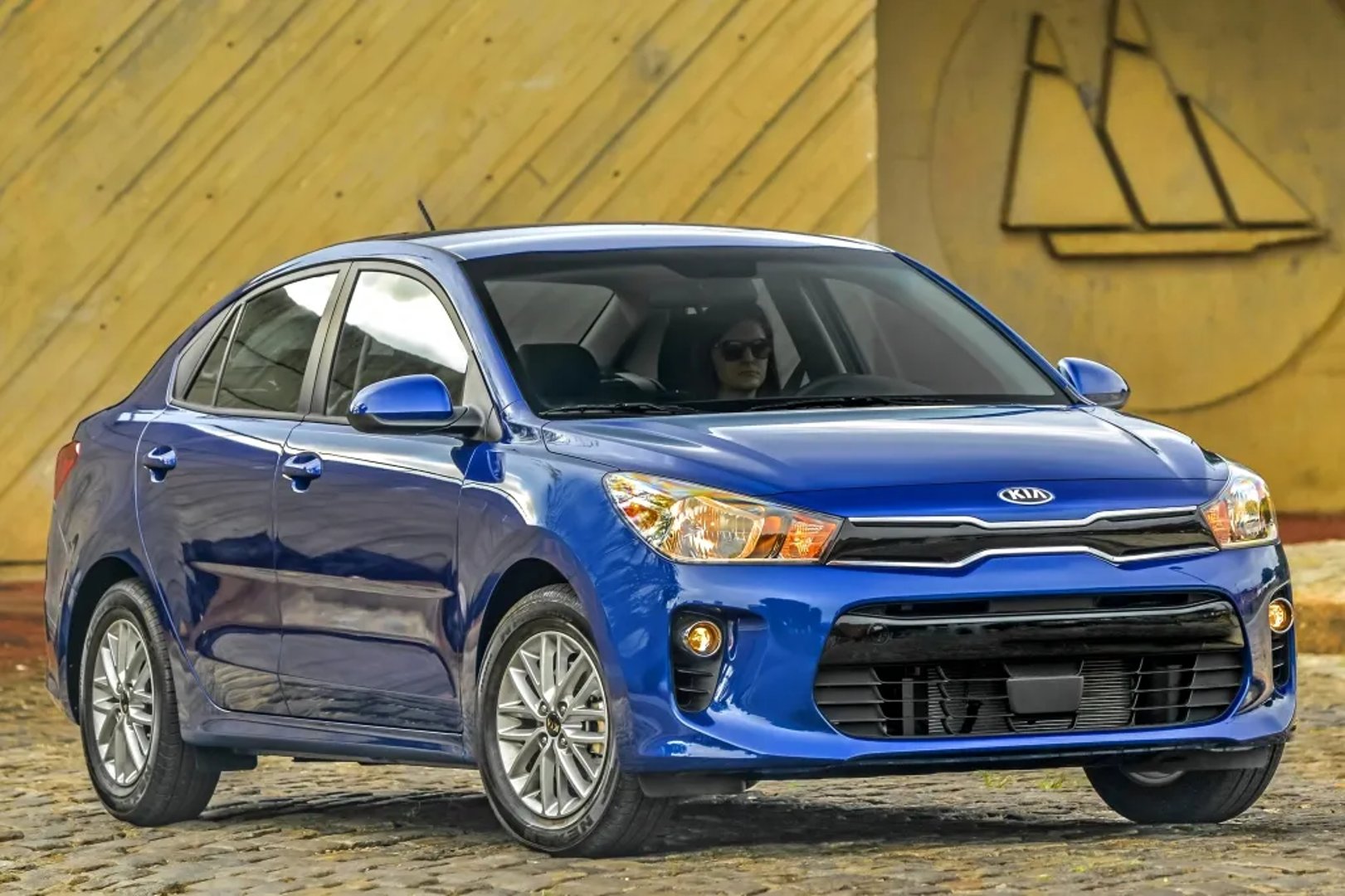 Kia_Rio_4_generation__Sedan__11.jpg
