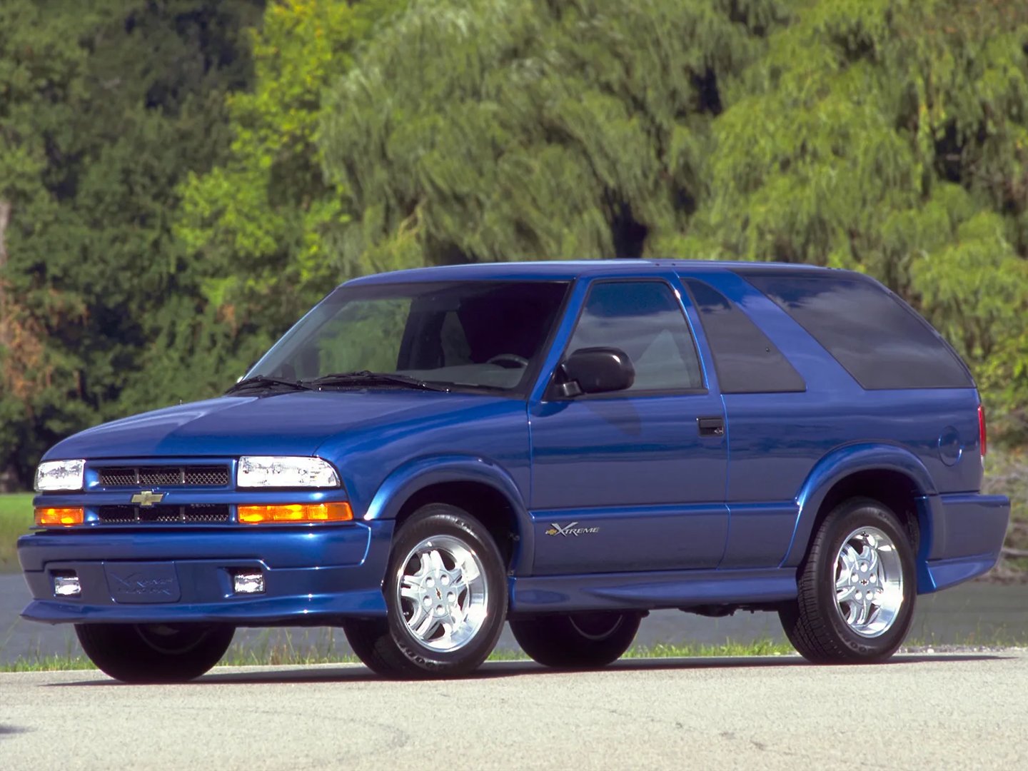 Chevrolet_Blazer_2_generation_restyling__SUV_3-doors__2.jpg