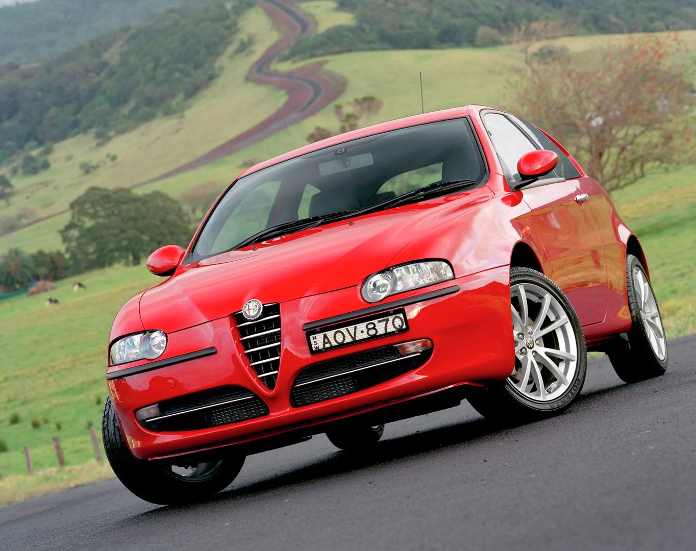 Alfa Romeo_147_1_generation__Hatchback_3-door__5.jpg