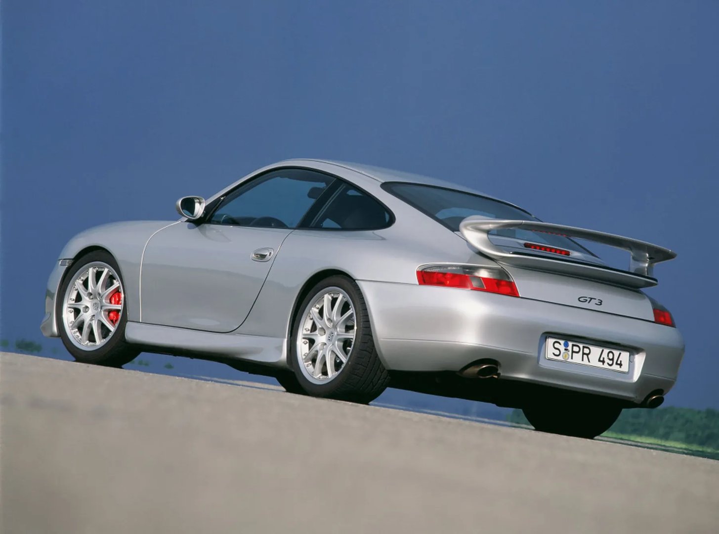 Porsche_911_GT3_1_generation__Coupe__7.jpg