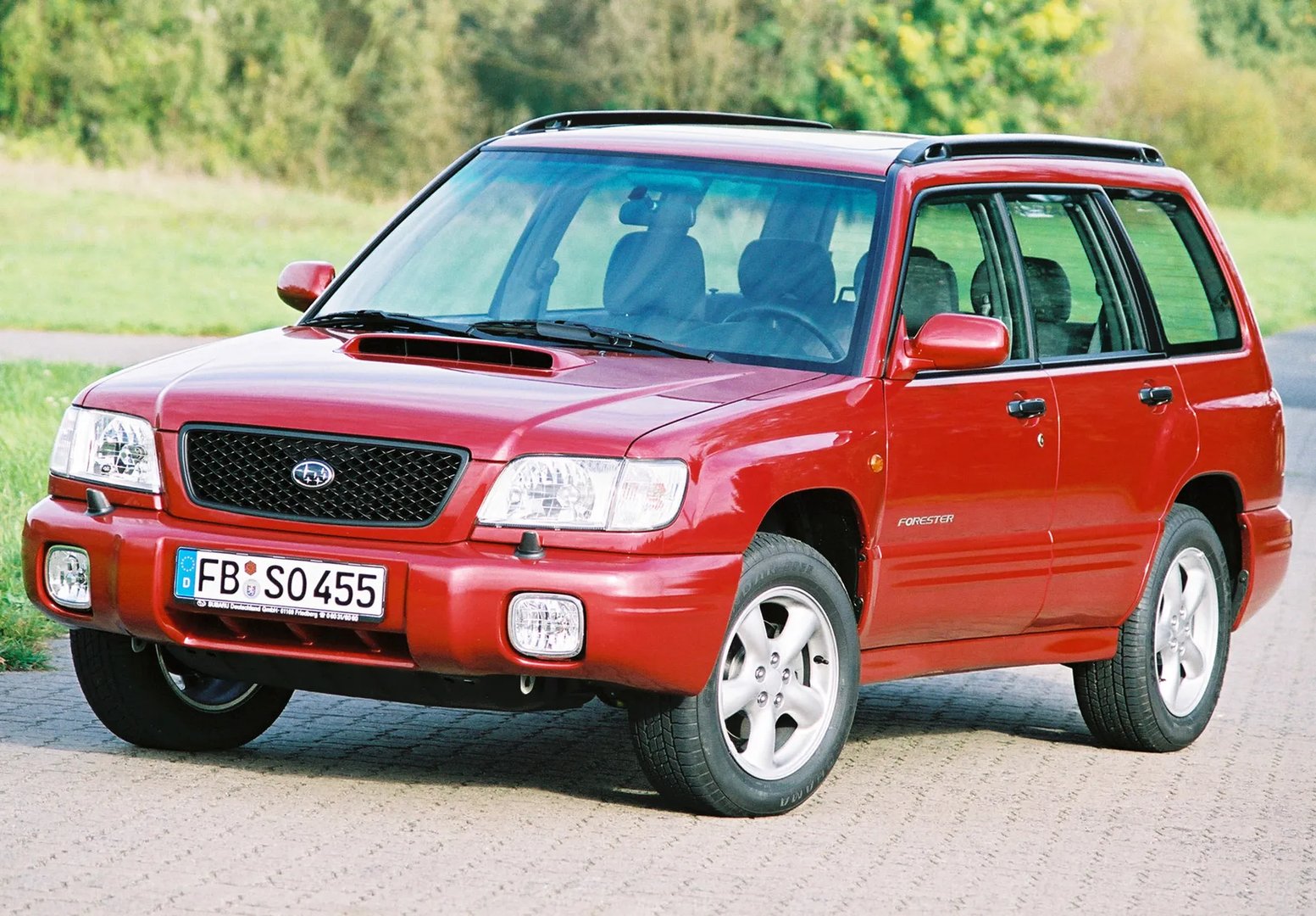 Subaru_Forester_1_generation_restyling__Estate_5-door__6.jpg