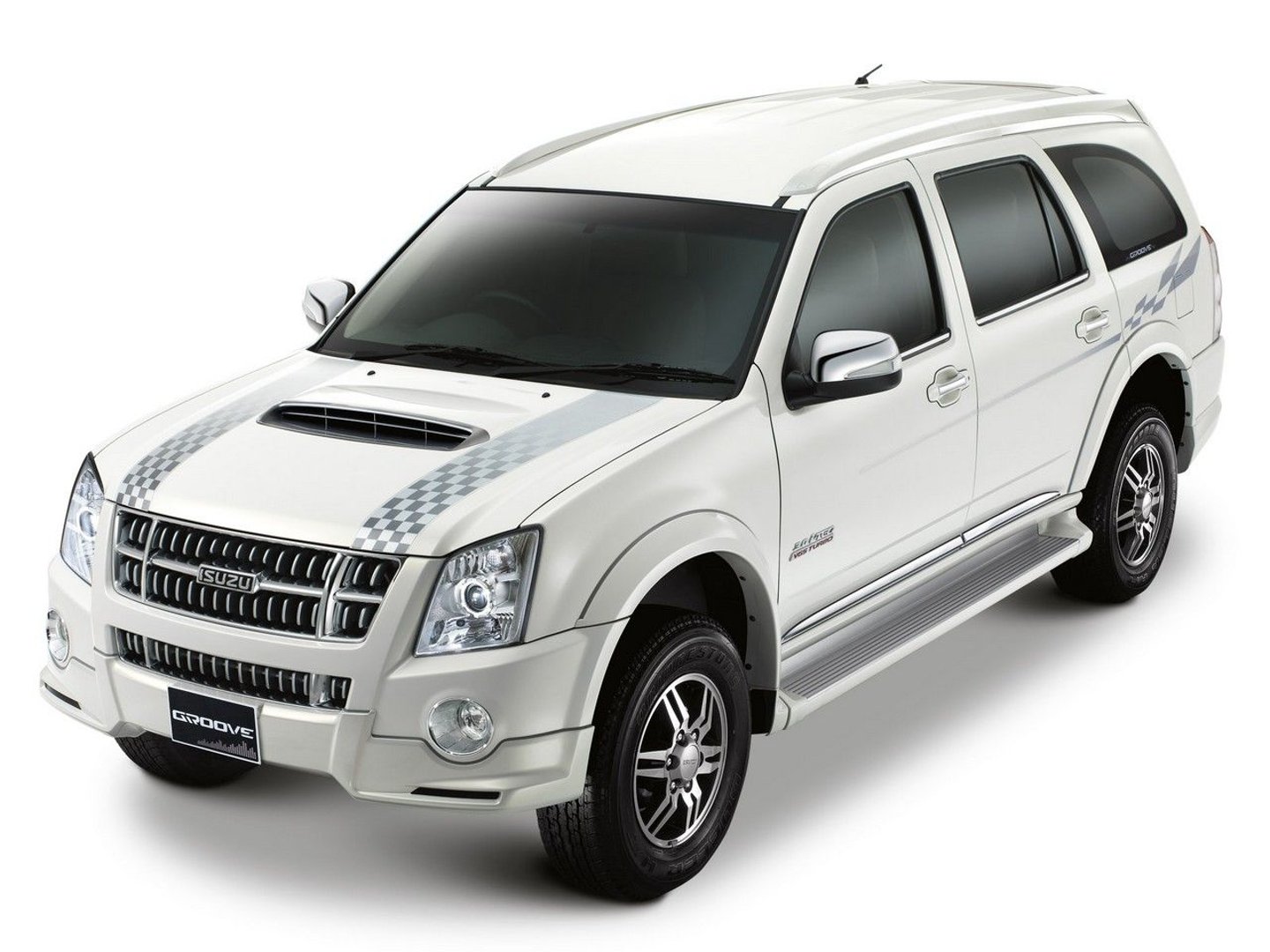 isuzu_MU-7_1_generation__SUV_5-doors__16.jpg
