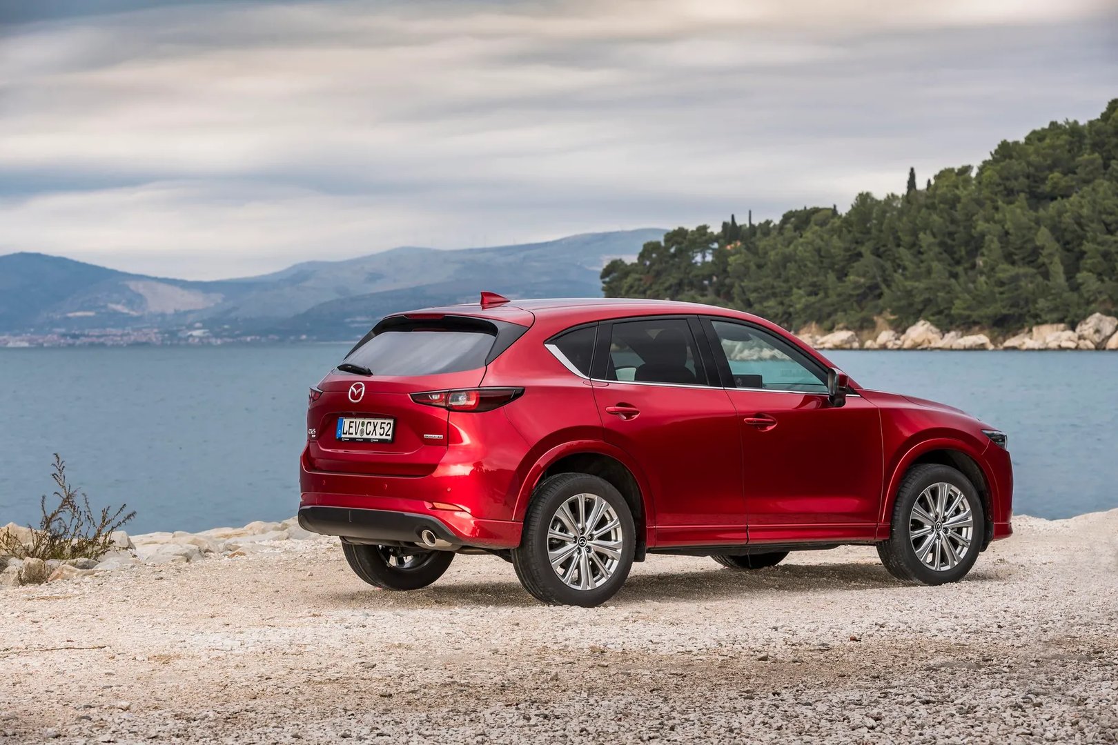 Mazda_CX-5_2_generation_restyling_1__SUV_5-doors__8.jpg