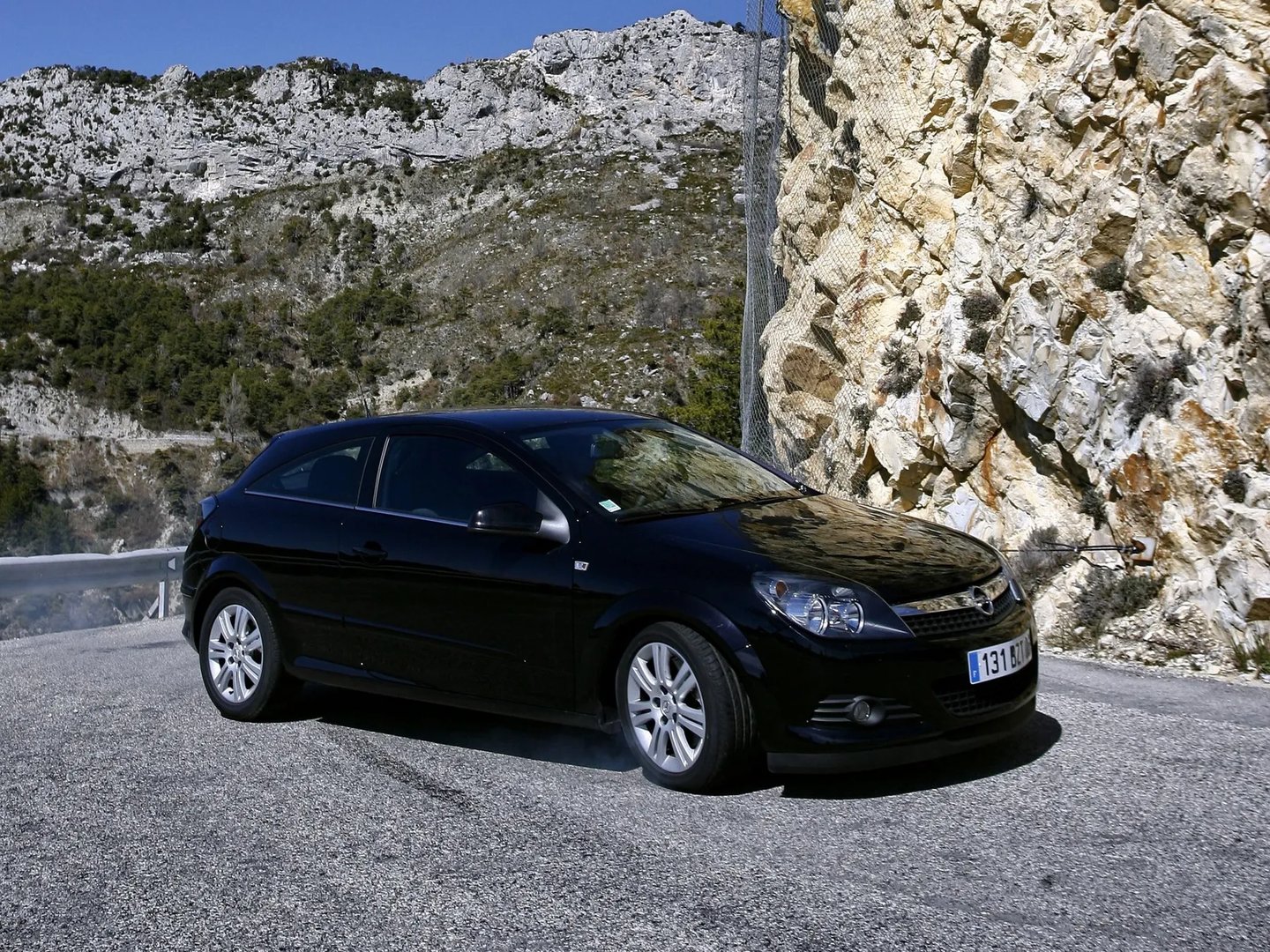 Opel_Astra_3_generation_restyling__Hatchback_3-door__7.jpg