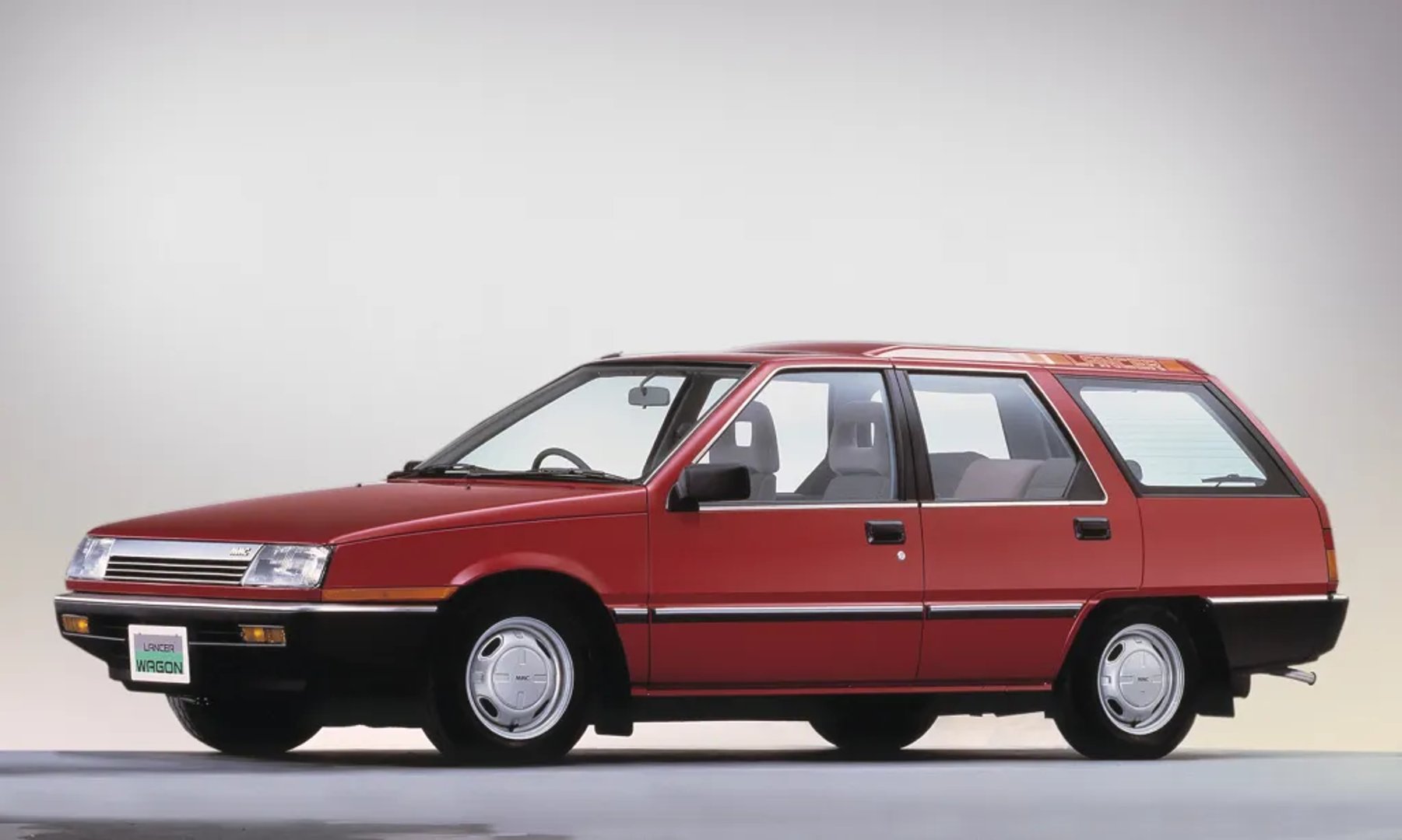 Mitsubishi Lancer 4 generation  Estate 5-door