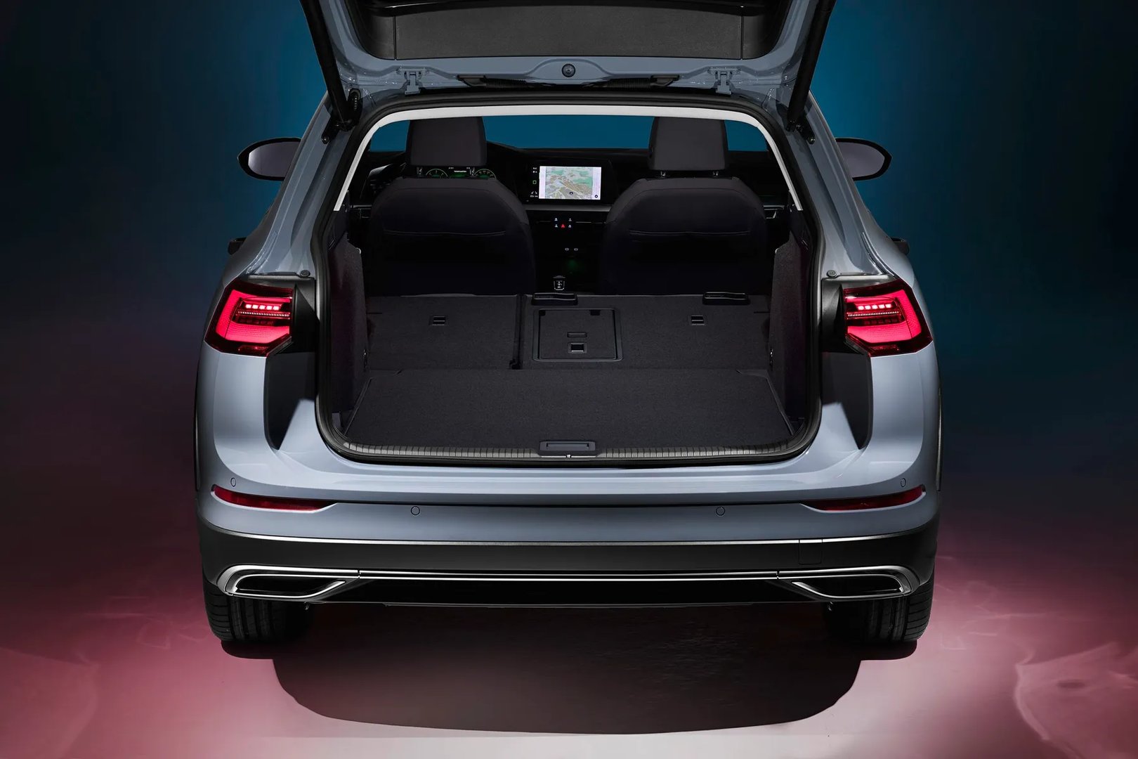 Volkswagen_Golf_Alltrack_8_generation__Estate_5-door__12.jpg