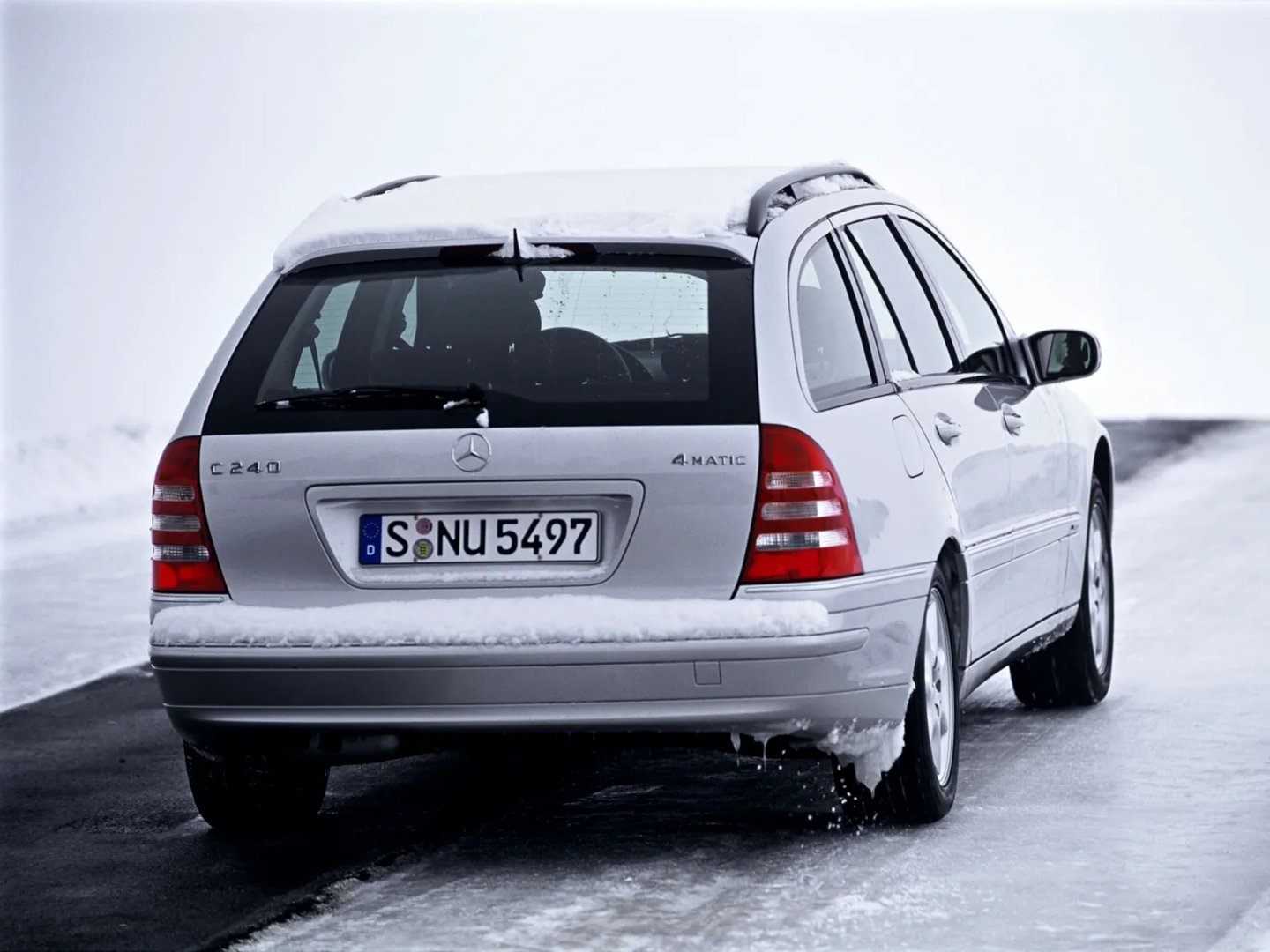 Mercedes_C-Class_2_generation__Estate_5-door__9.jpg