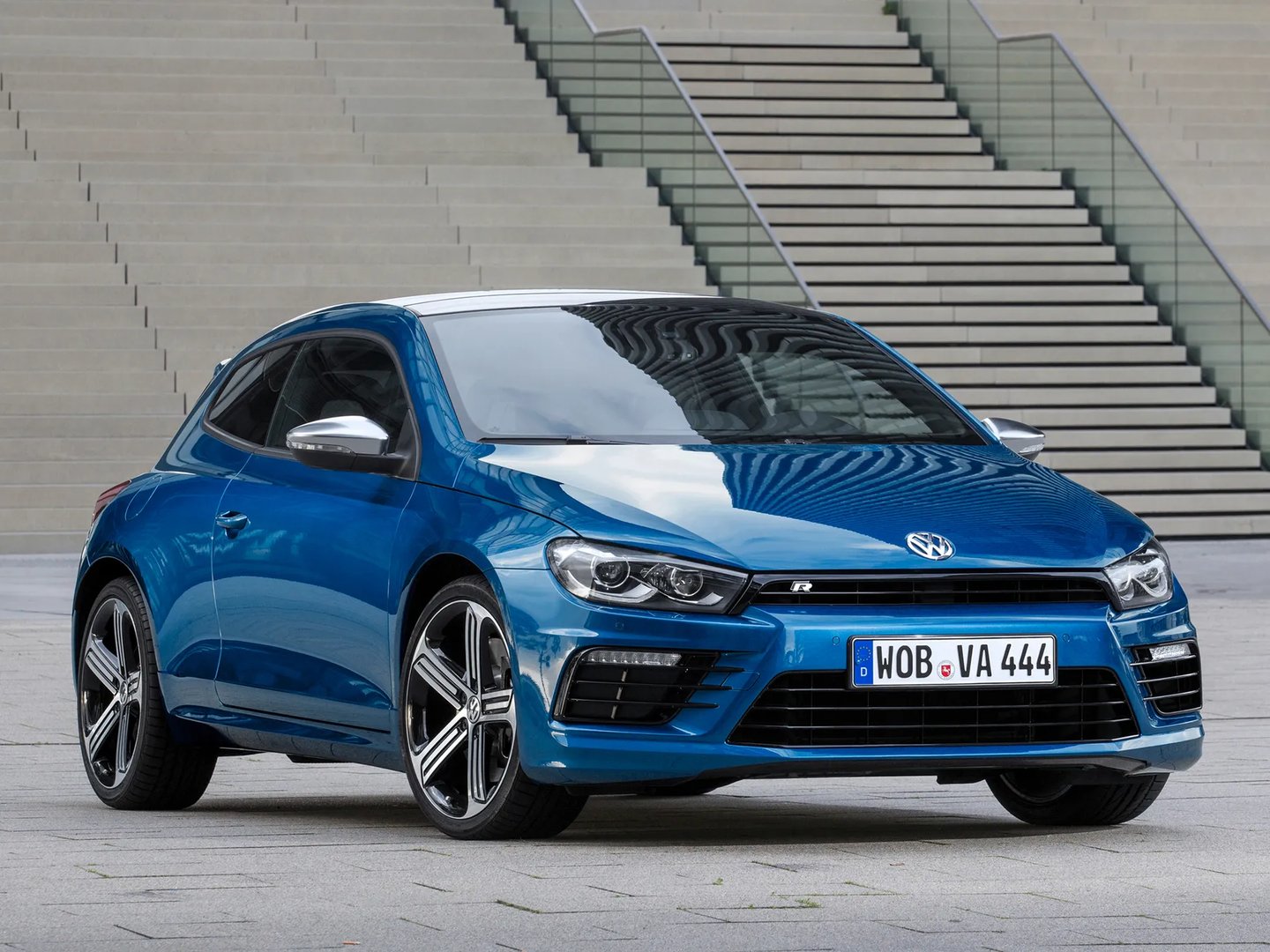 Volkswagen_Scirocco_R_1_generation_restyling__Hatchback_3-door__1.jpg