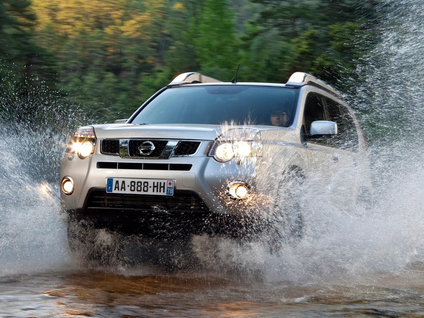 Nissan_X-Trail_2_generation_restyling__SUV_5-doors__8.jpg