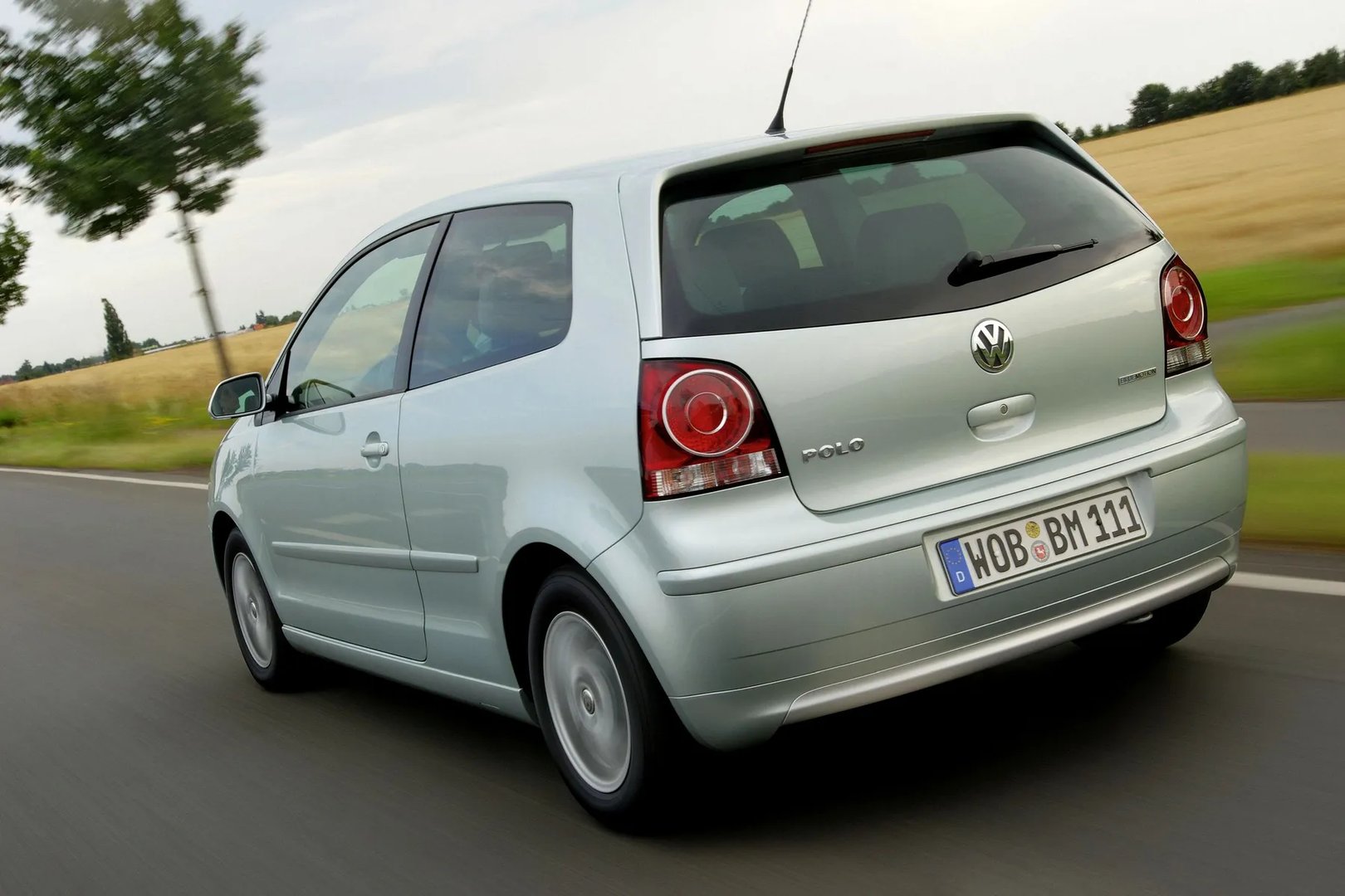 Volkswagen_Polo_4_generation_restyling__Mini_3-doors__13.jpg