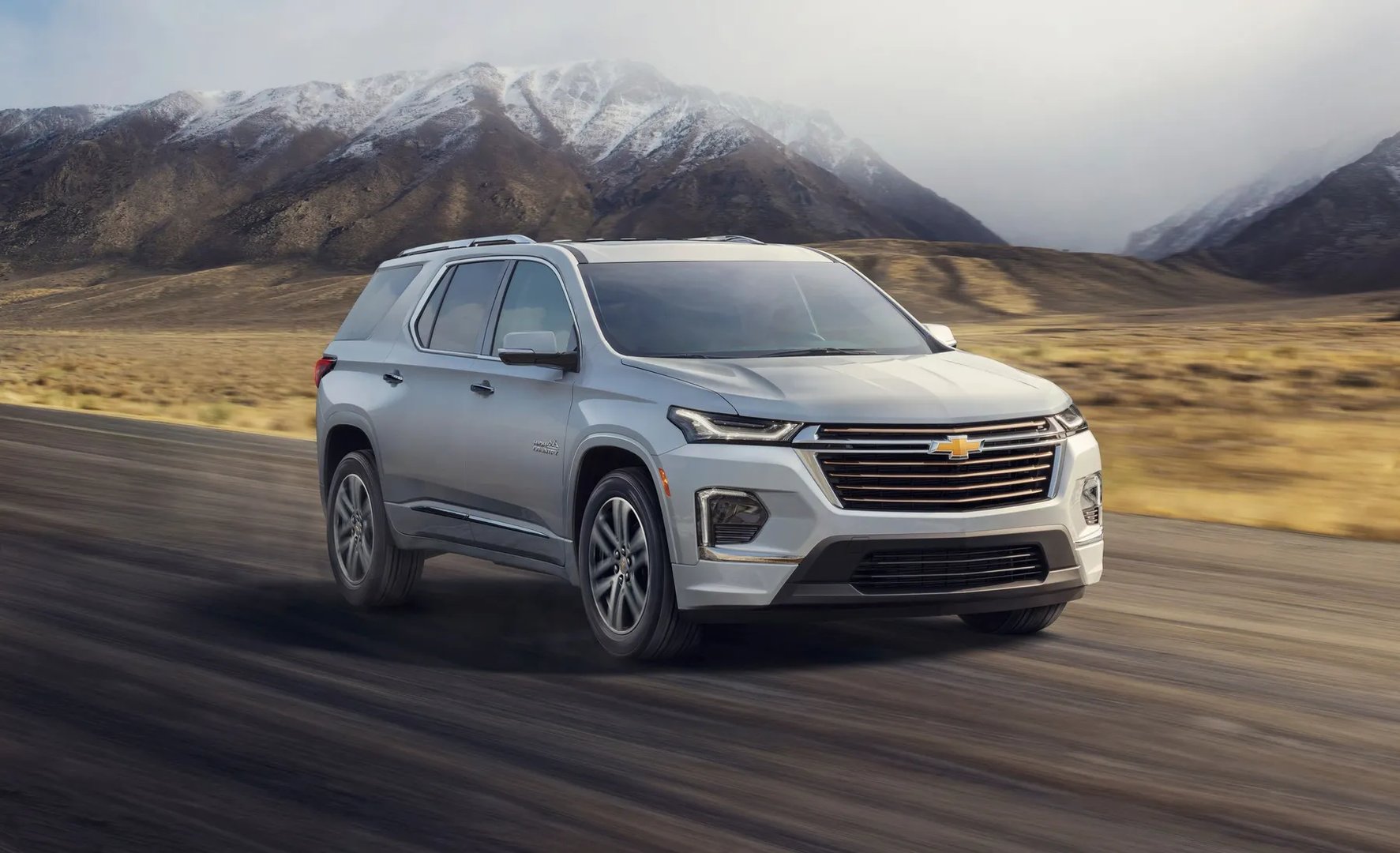Chevrolet_Traverse_2_generation_restyling_1__SUV_5-doors__2.jpg