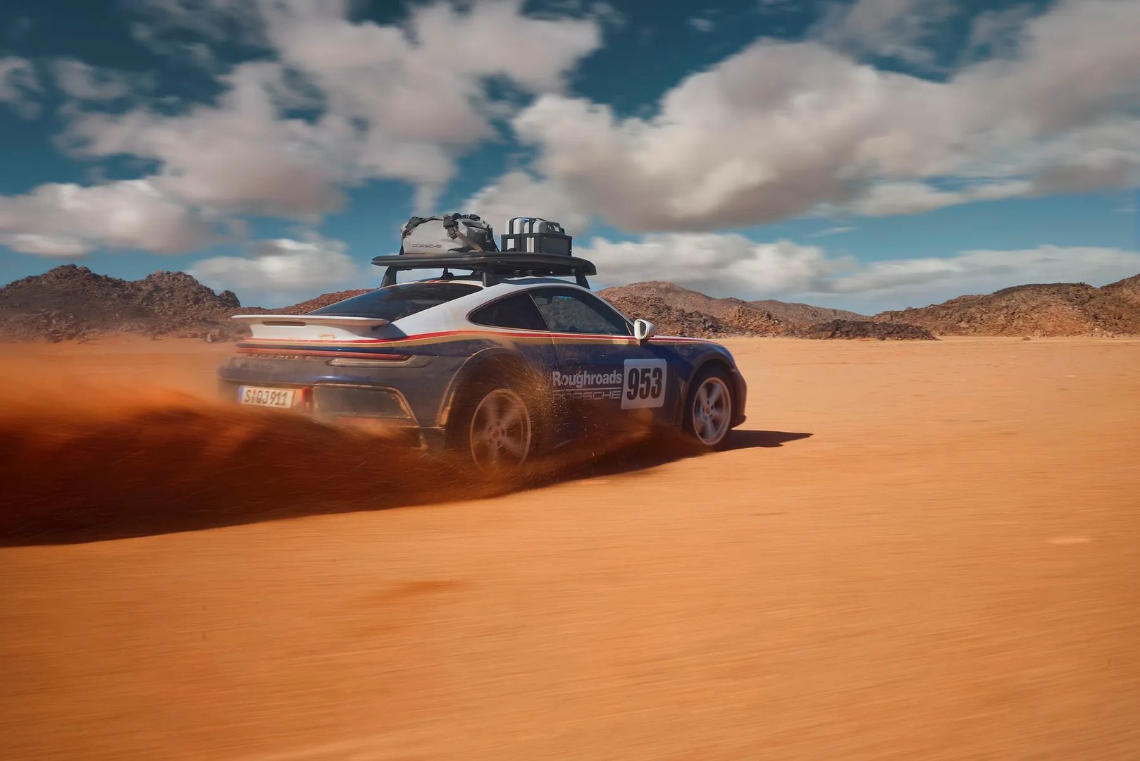 Porsche_911_Dakar_1_generation__SUV_Coupe__8.jpg