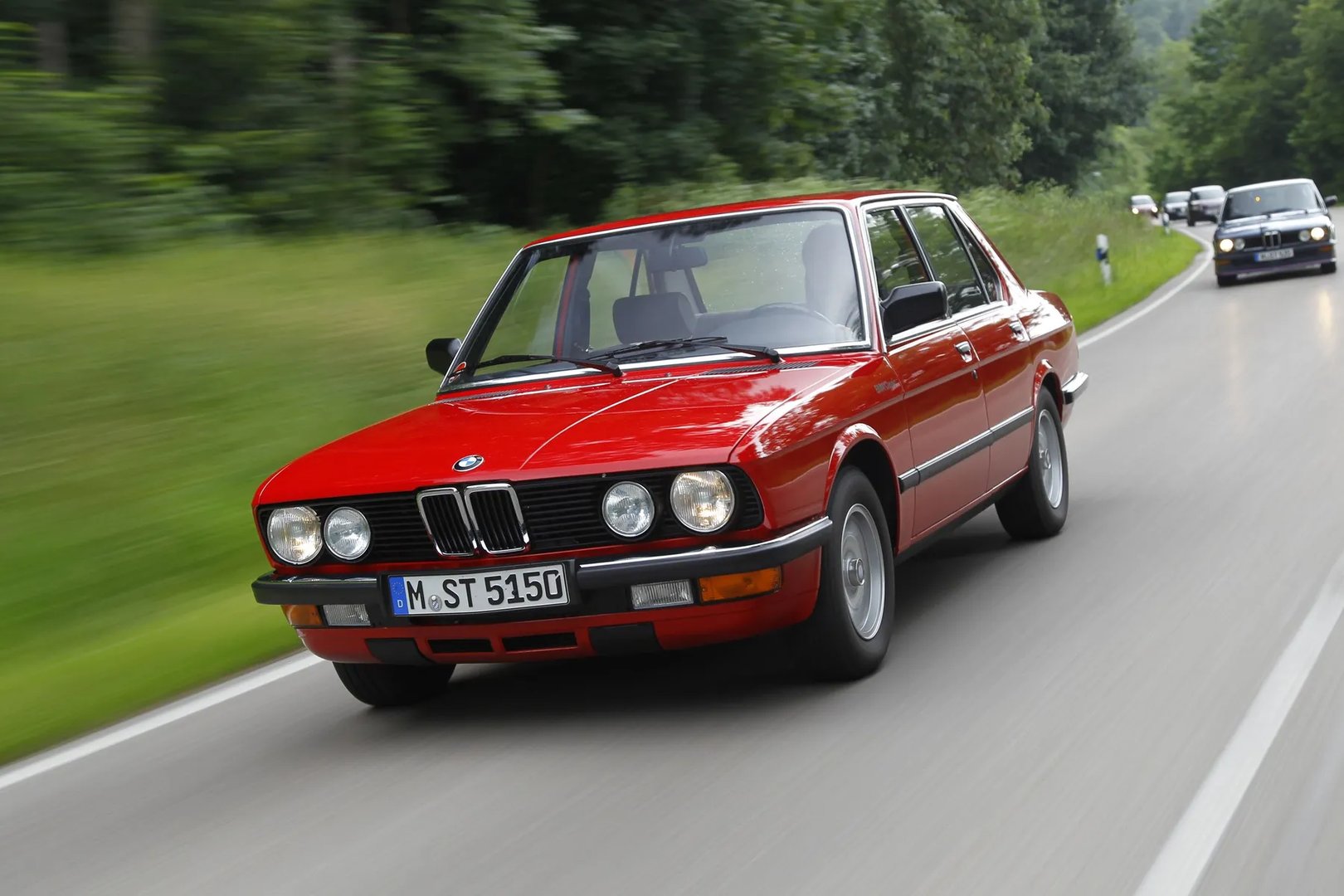 BMW_5_series_2_generation__Sedan__11.jpg