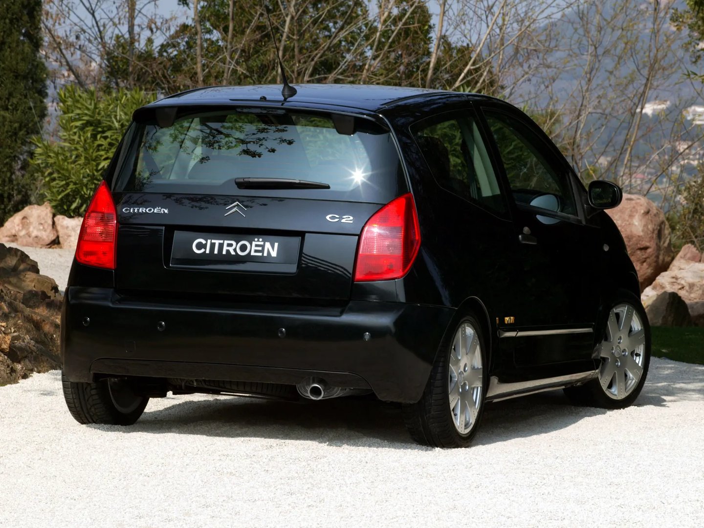 Citroen_C2_1_generation__Mini_3-doors__9.jpg