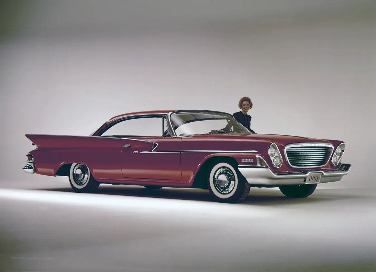 Chrysler_New_Yorker_6_generation__Coupe_Hardtop__1.jpg