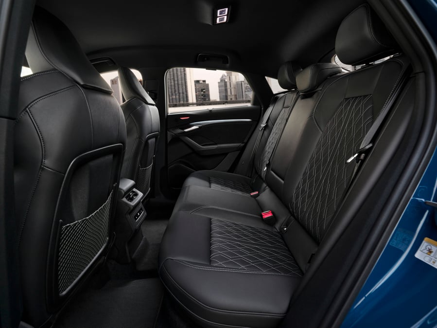 Audi Q6 Sportback e-tron Charging