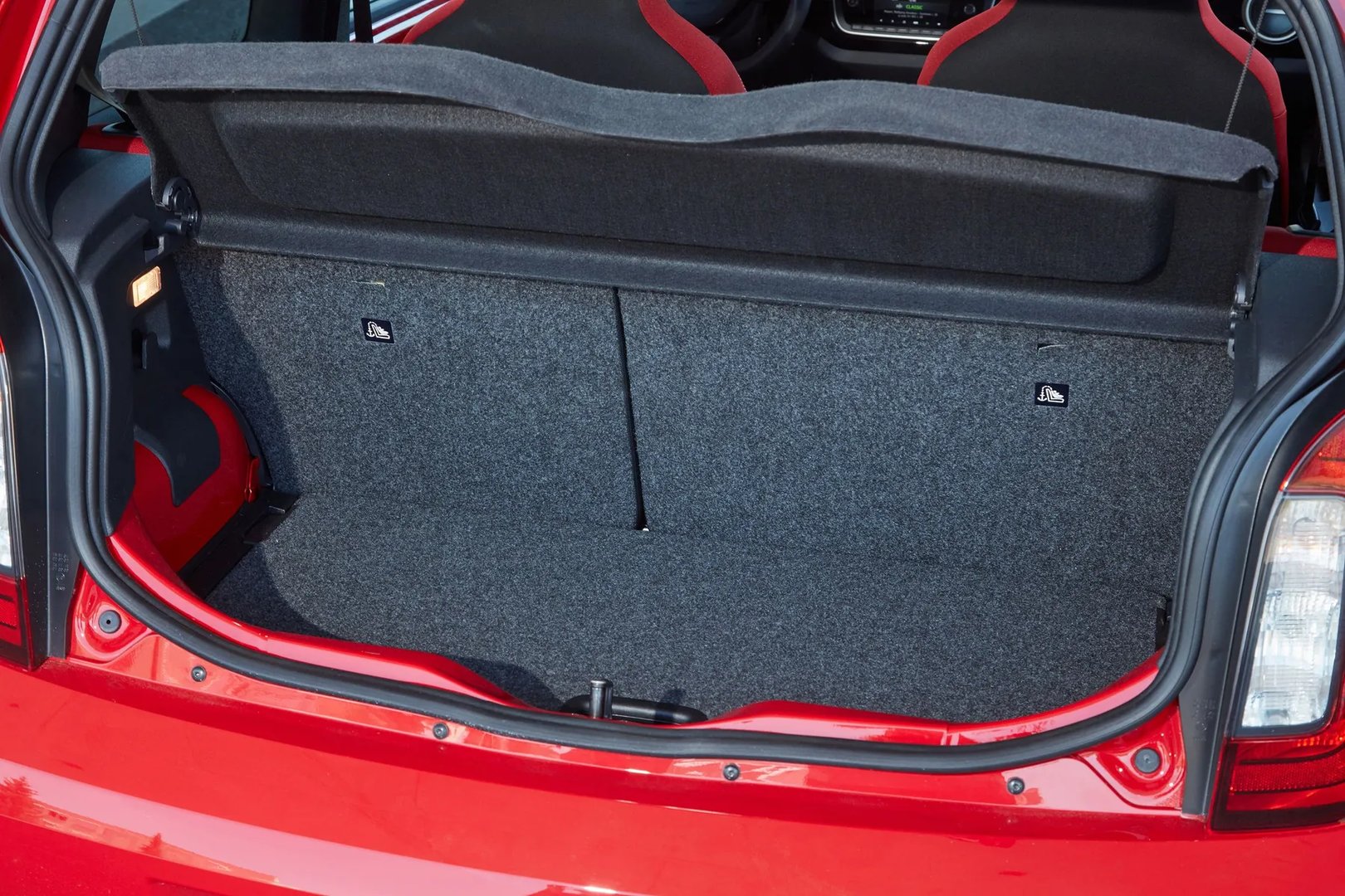 Skoda_Citigo_1_generation_restyling__Mini_3-doors__11.jpg