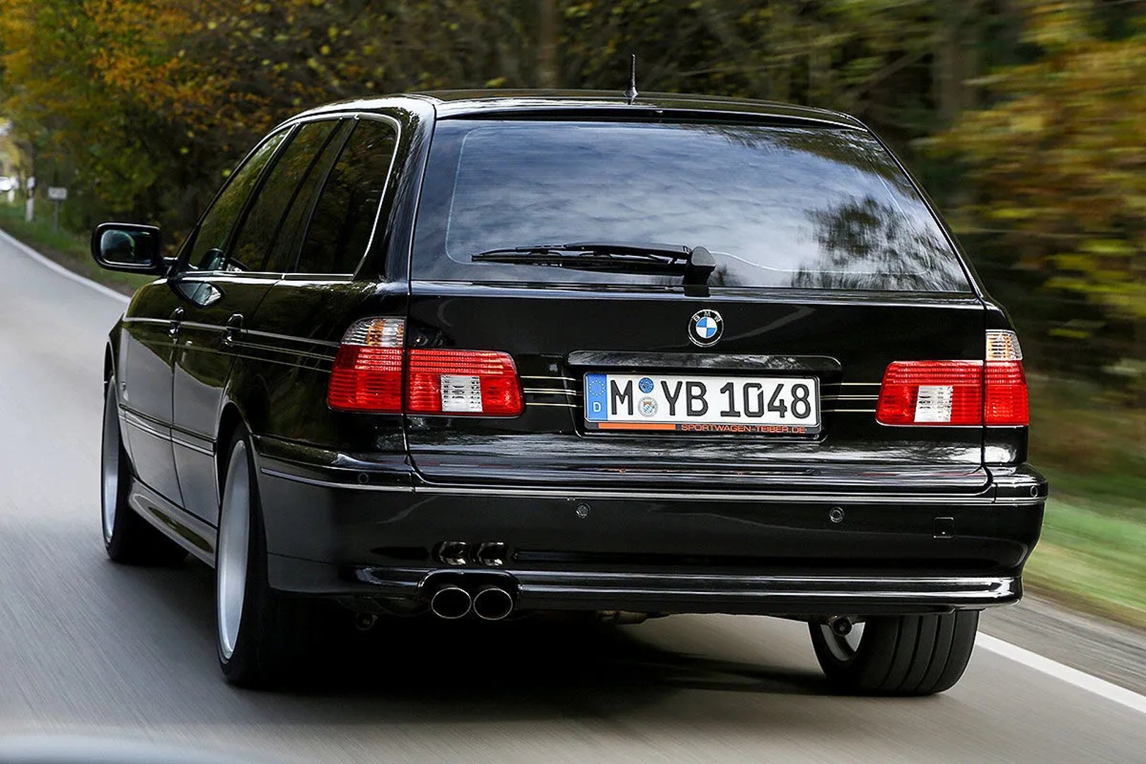 Alpina_B10_3_generation__Estate_5-door__1.jpg