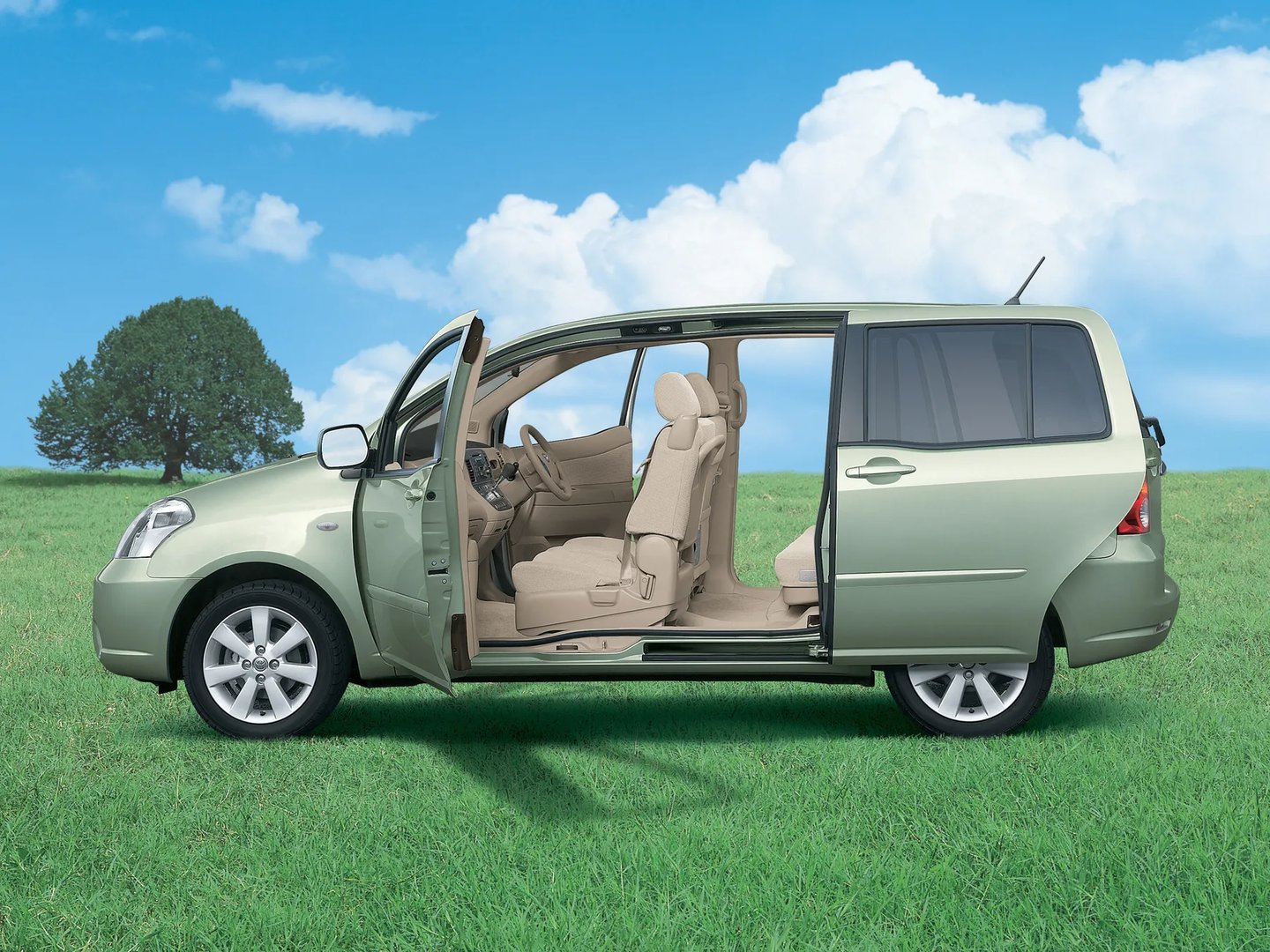 Toyota_Raum_2_generation__Compact_Van__6.jpg