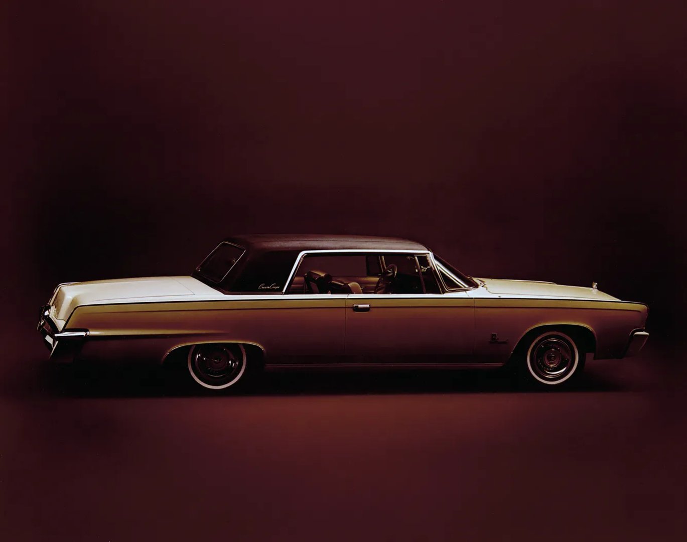 Chrysler_Imperial_Crown_1_generation__Coupe_Hardtop__3.jpg