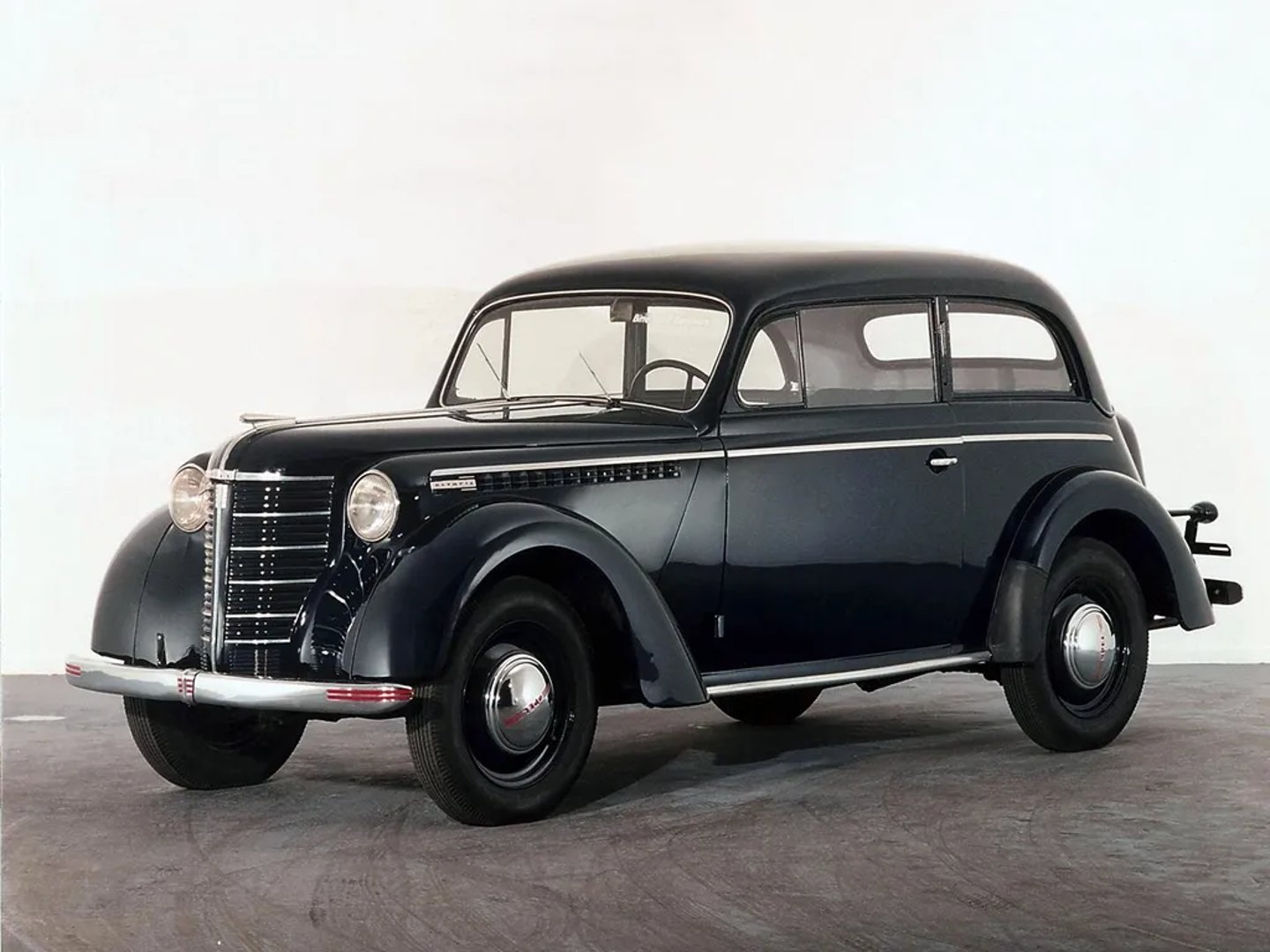 2 generation, restyling 