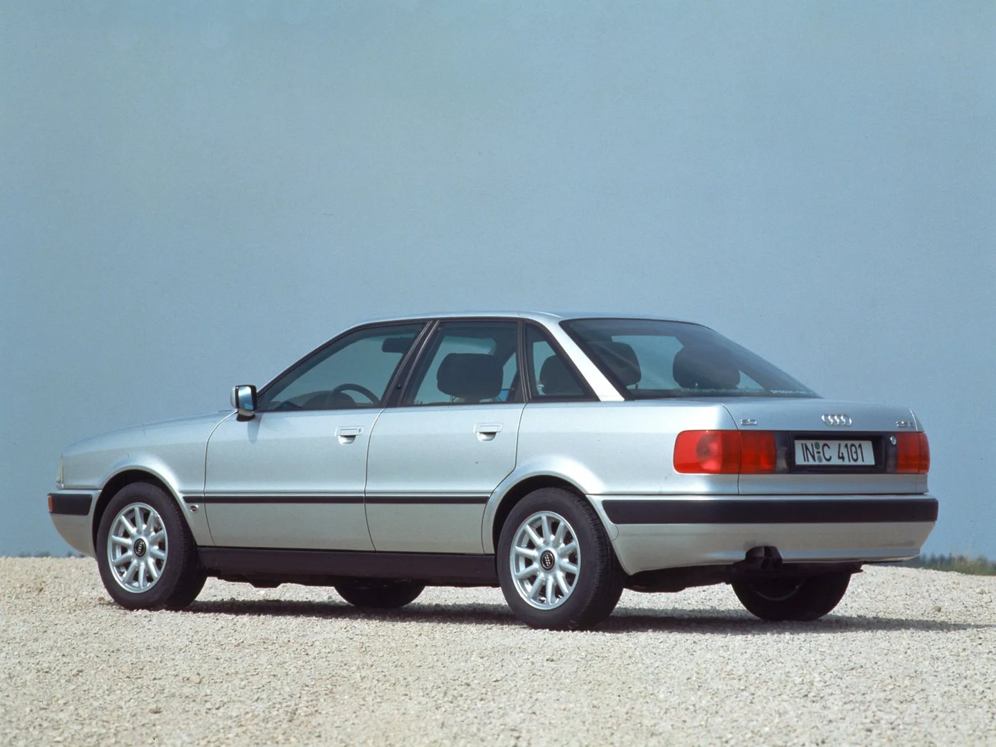 Audi_80_4_generation__Sedan__3.jpg
