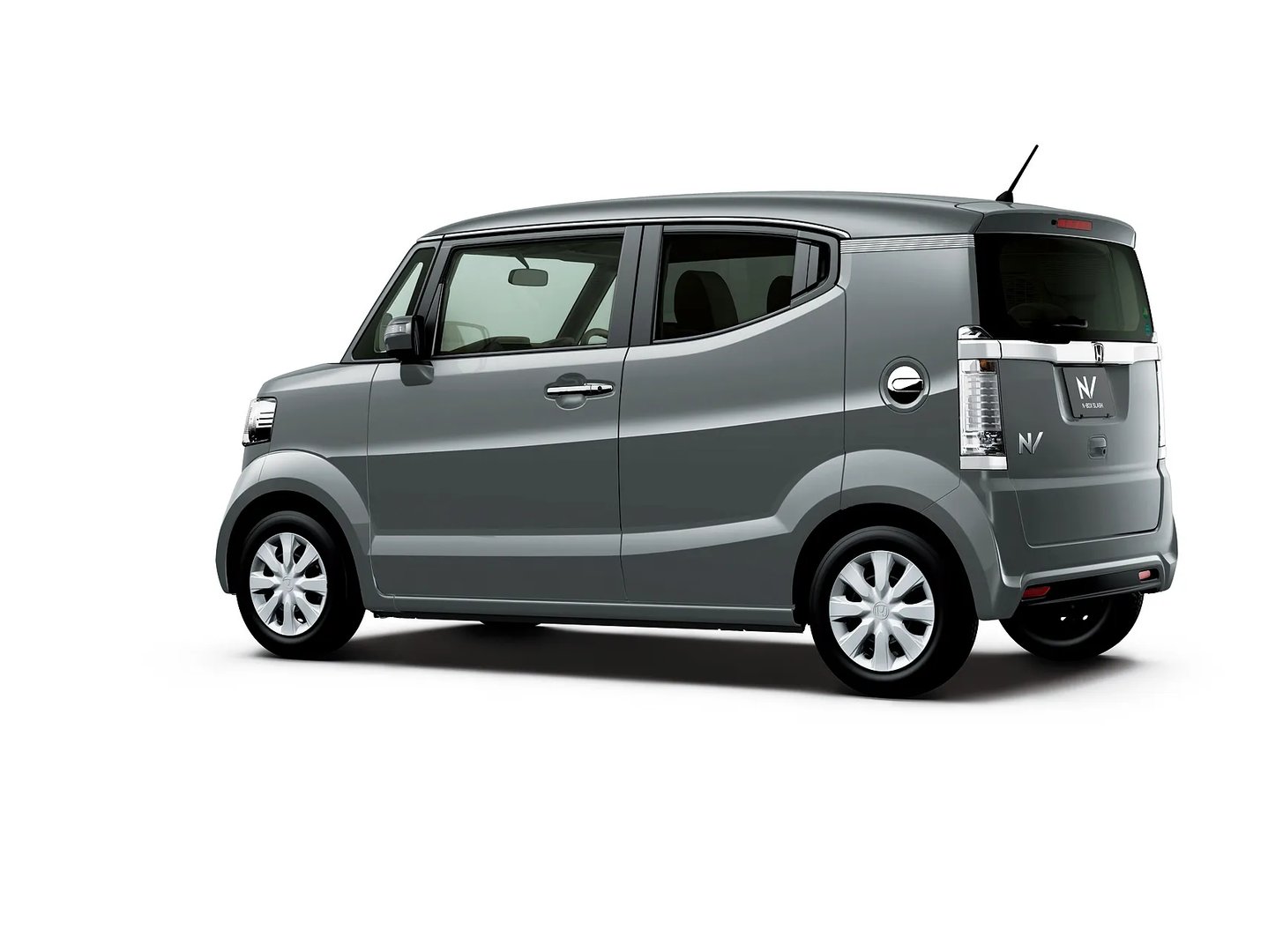 Honda_N-BOX_Slash_1_generation__Mini_5-doors__3.jpg