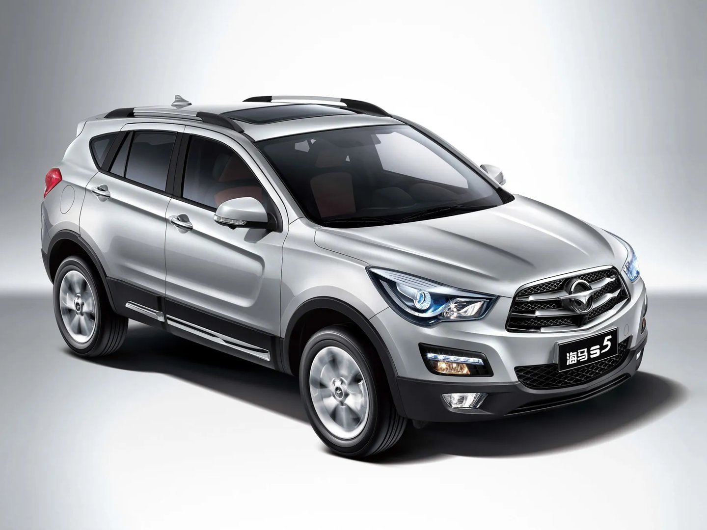 Haima_S5_1_generation__SUV_5-doors__11.jpg