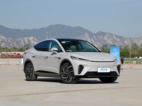 R7